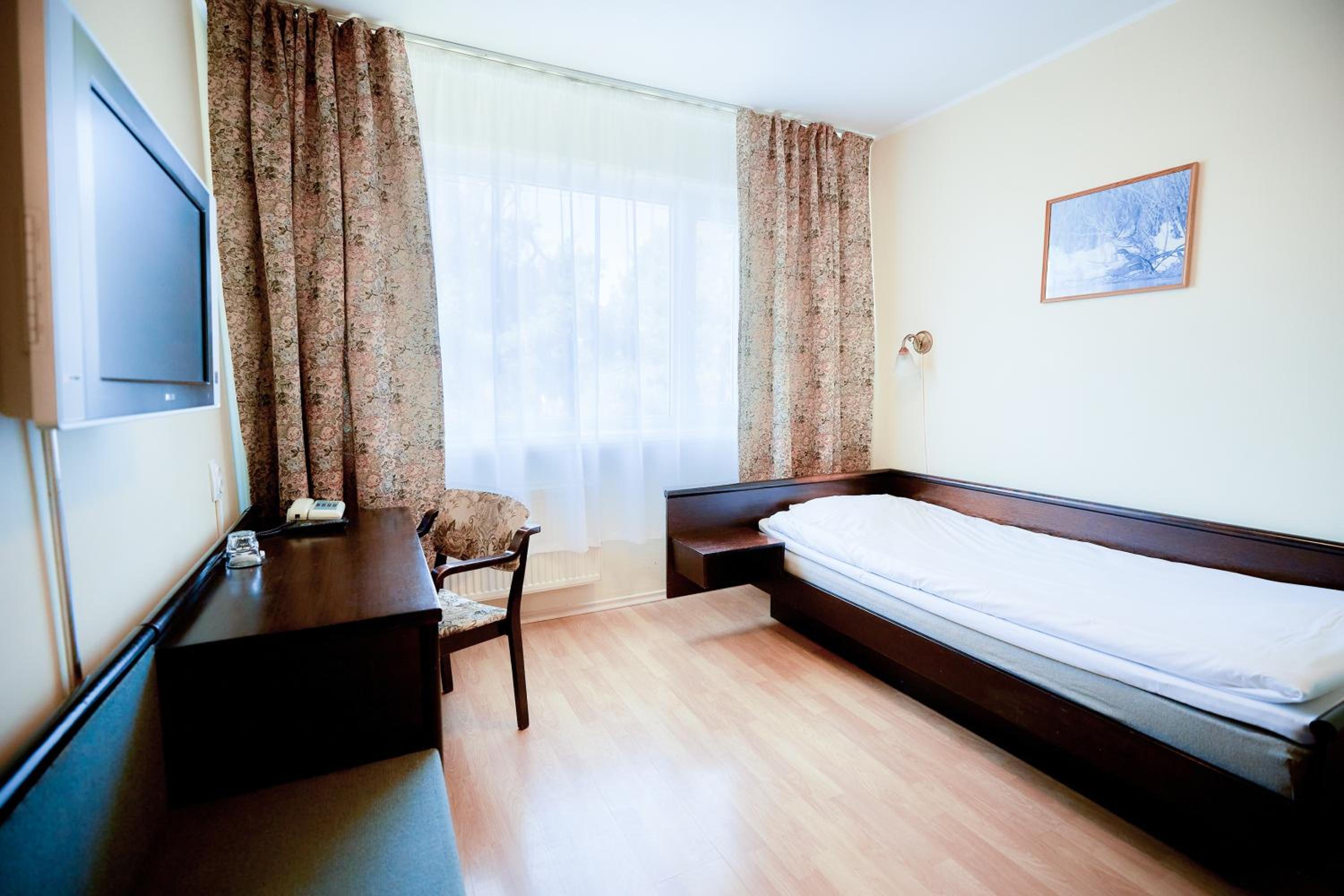 Budget Single Room photo 3