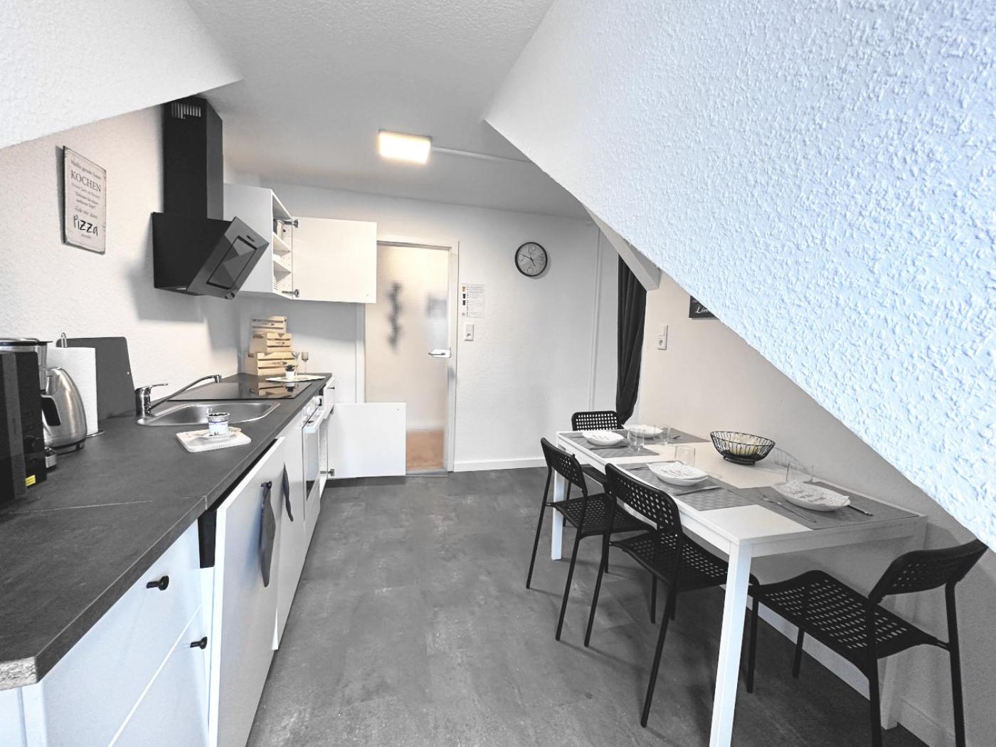 Three-Bedroom Apartment photo 2