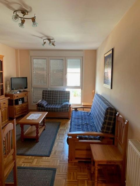 Two-Bedroom Apartment photo 3