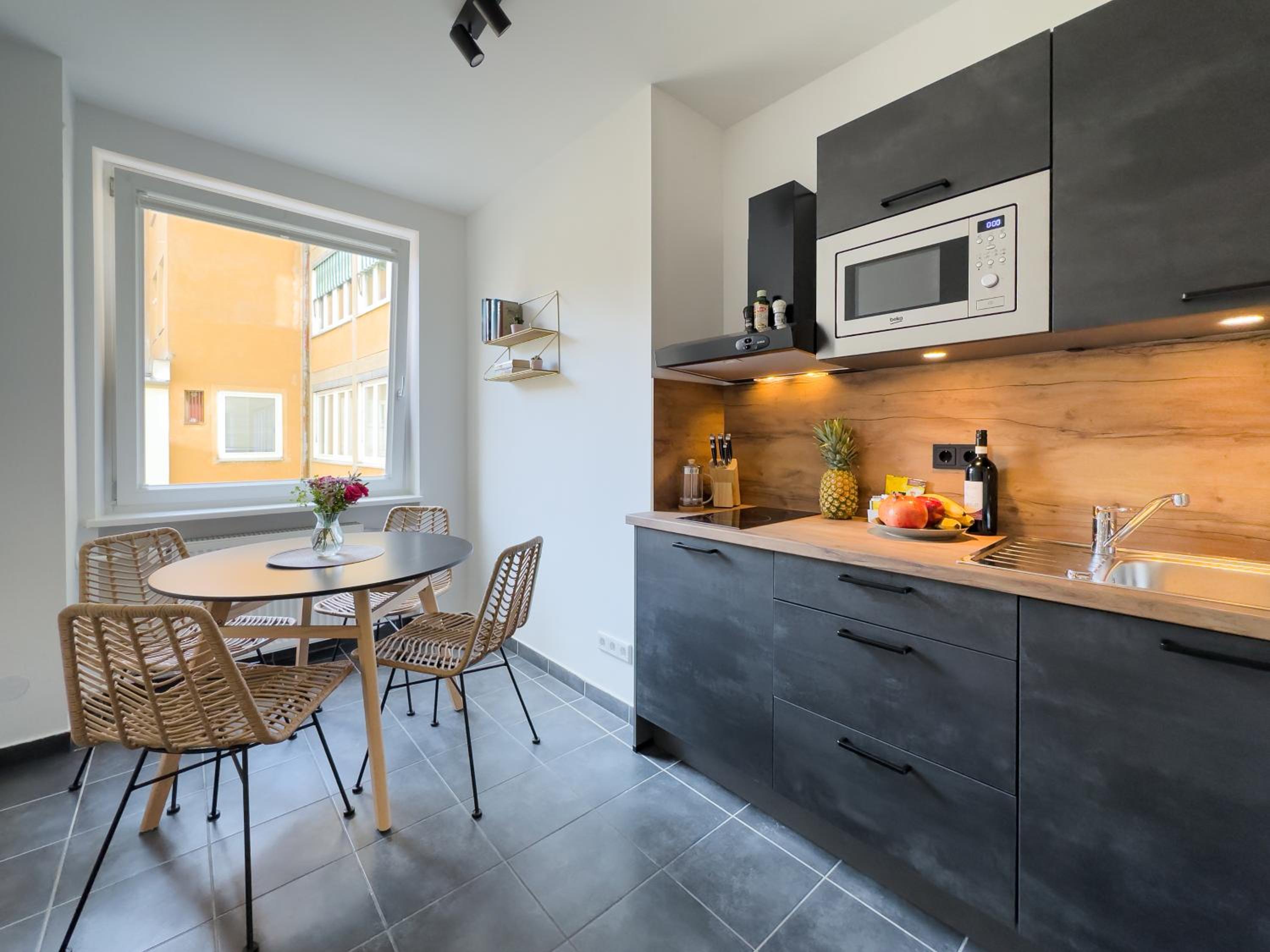 Two-Bedroom Apartment - Photo 4