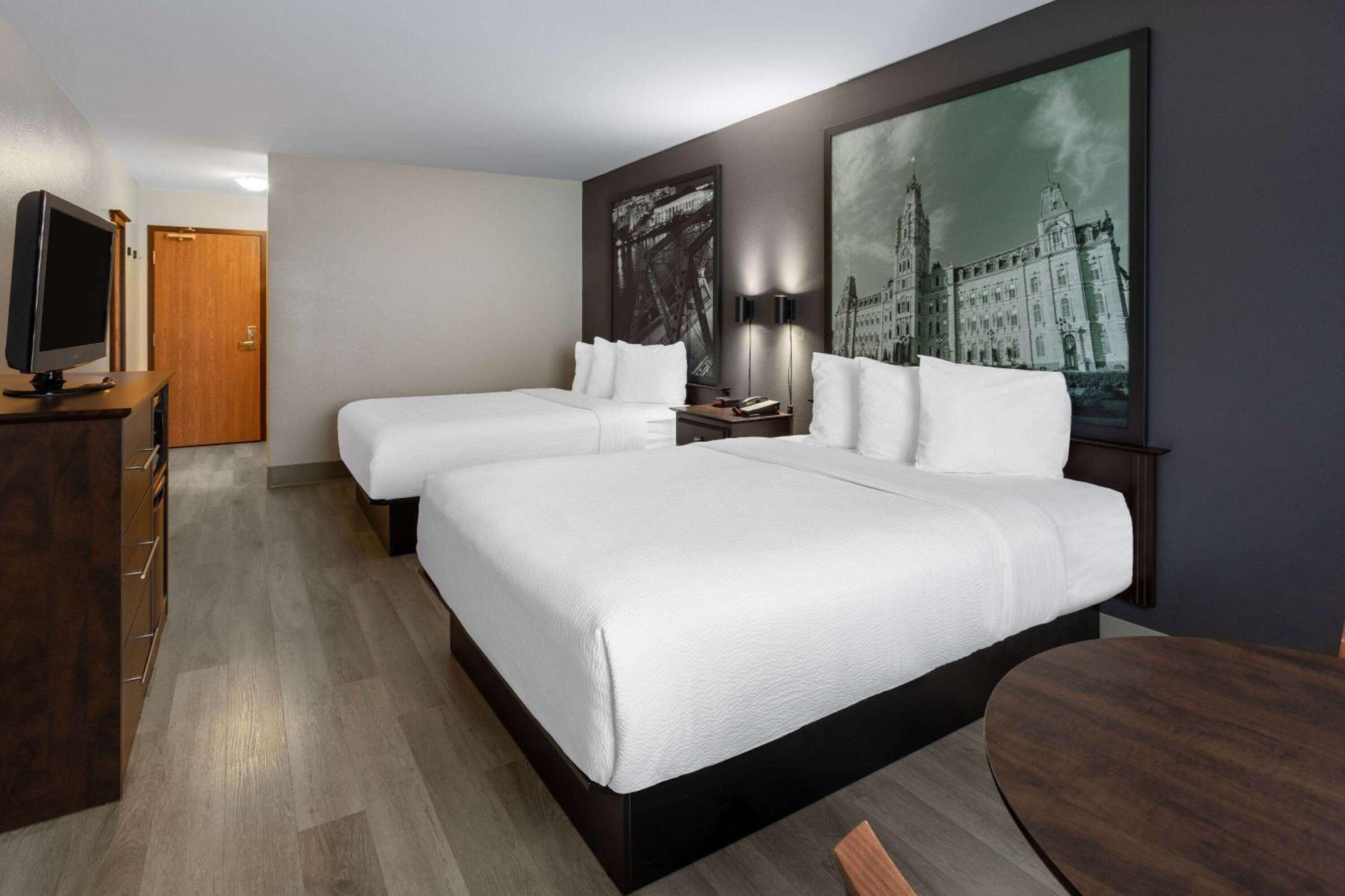 Two Queen Beds Room - Non-Smoking - Photo 4