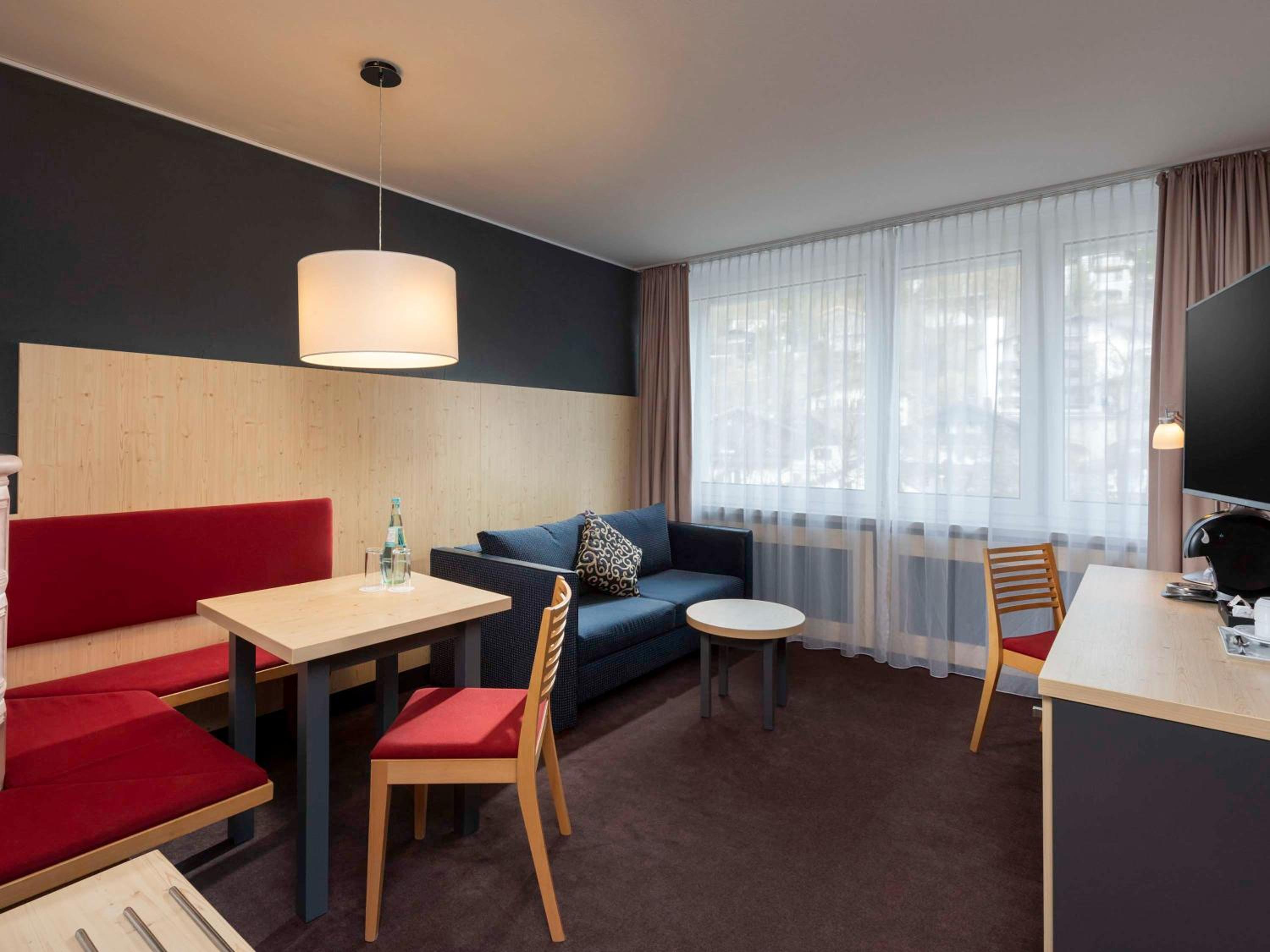 Junior Suite with One Double Bed - Photo 2