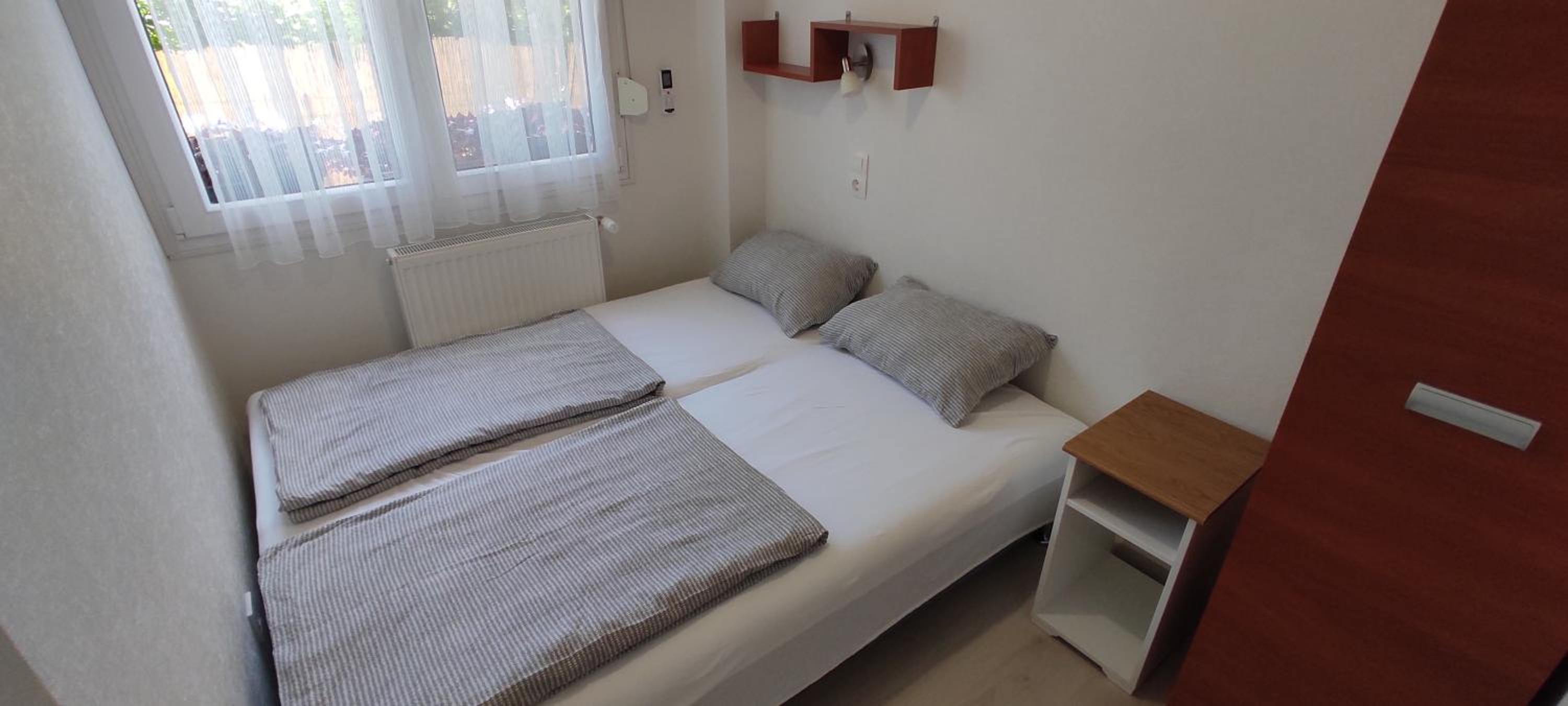 Triple Room with Private Bathroom - Photo 6