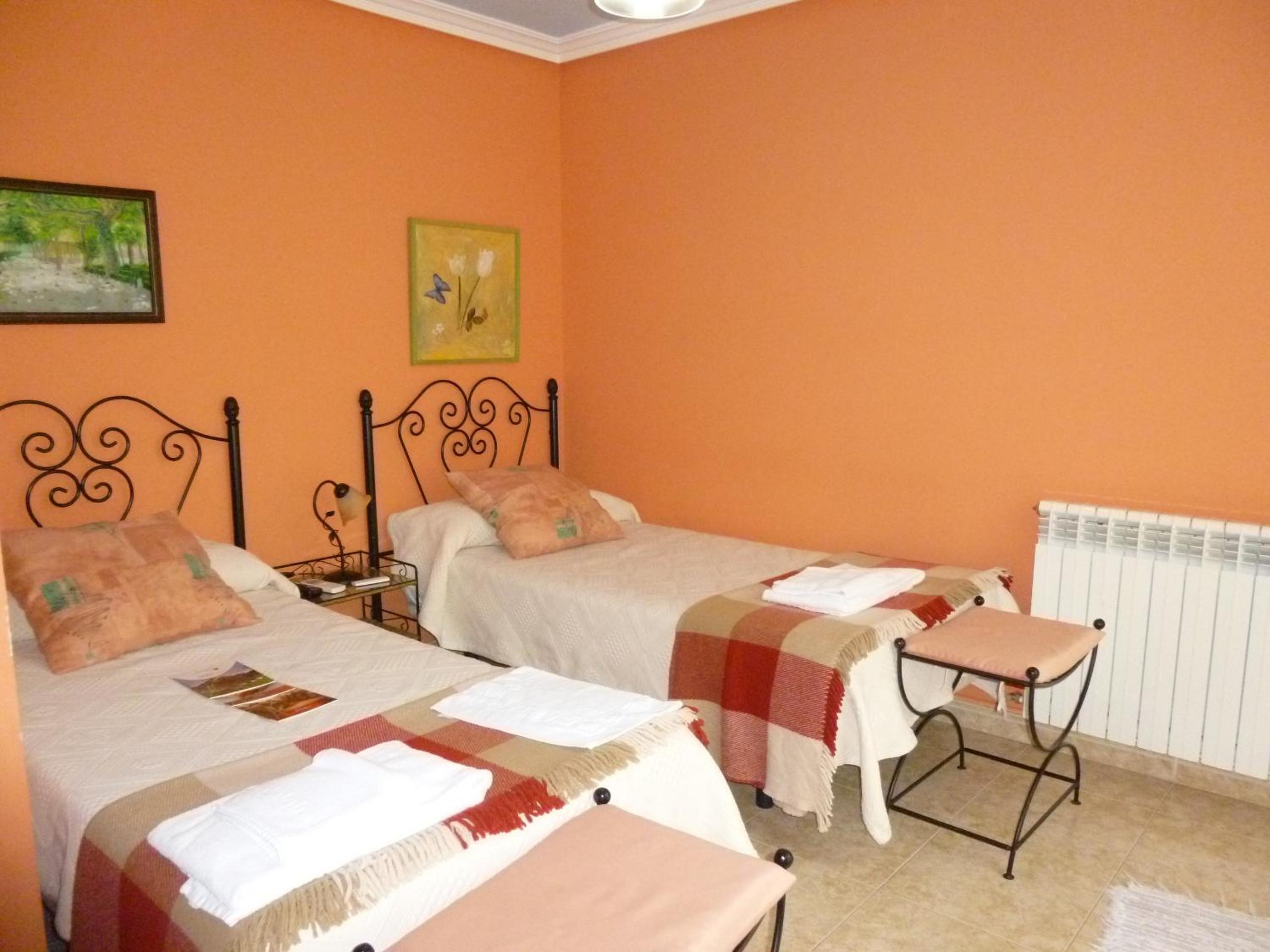 Two Connecting Double Rooms (4 Adults) photo 3