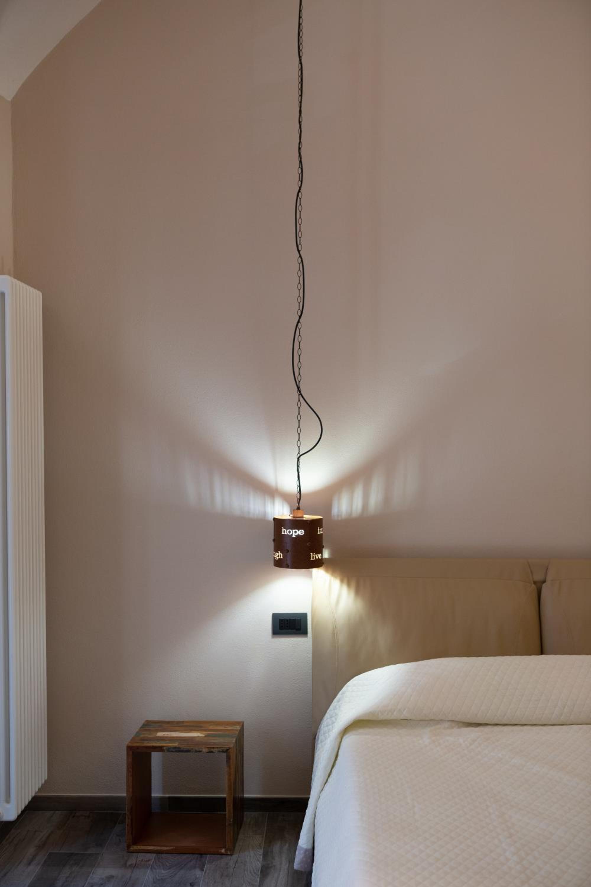 Double Room with Private Bathroom - Photo 7
