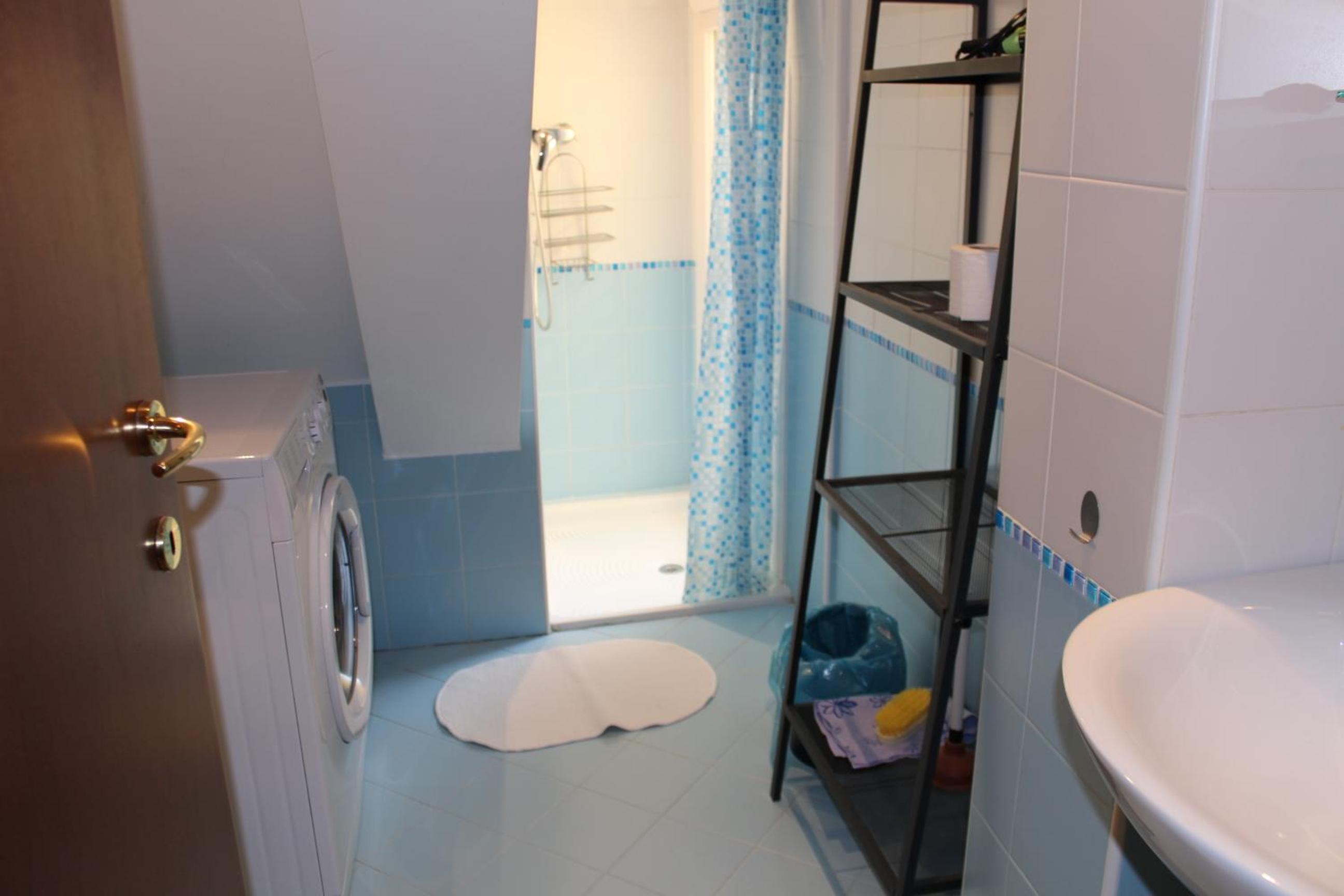 One-Bedroom Apartment with 2 Extra Beds photo 2
