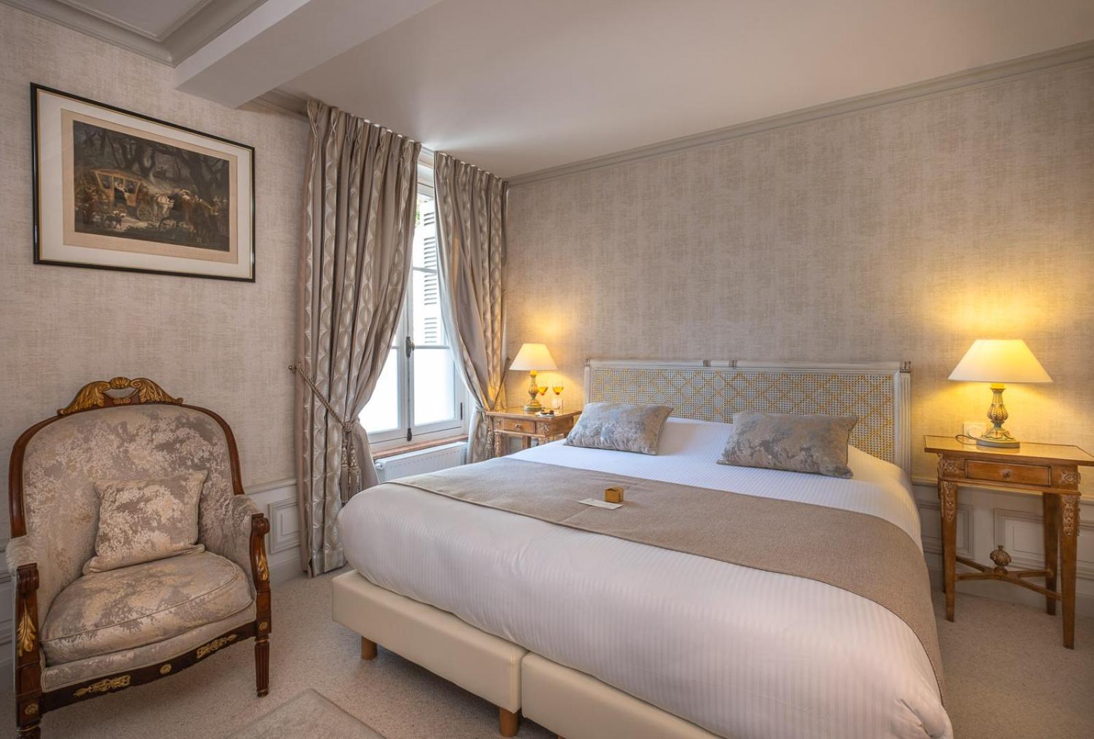 Charm Double Room - Photo 2