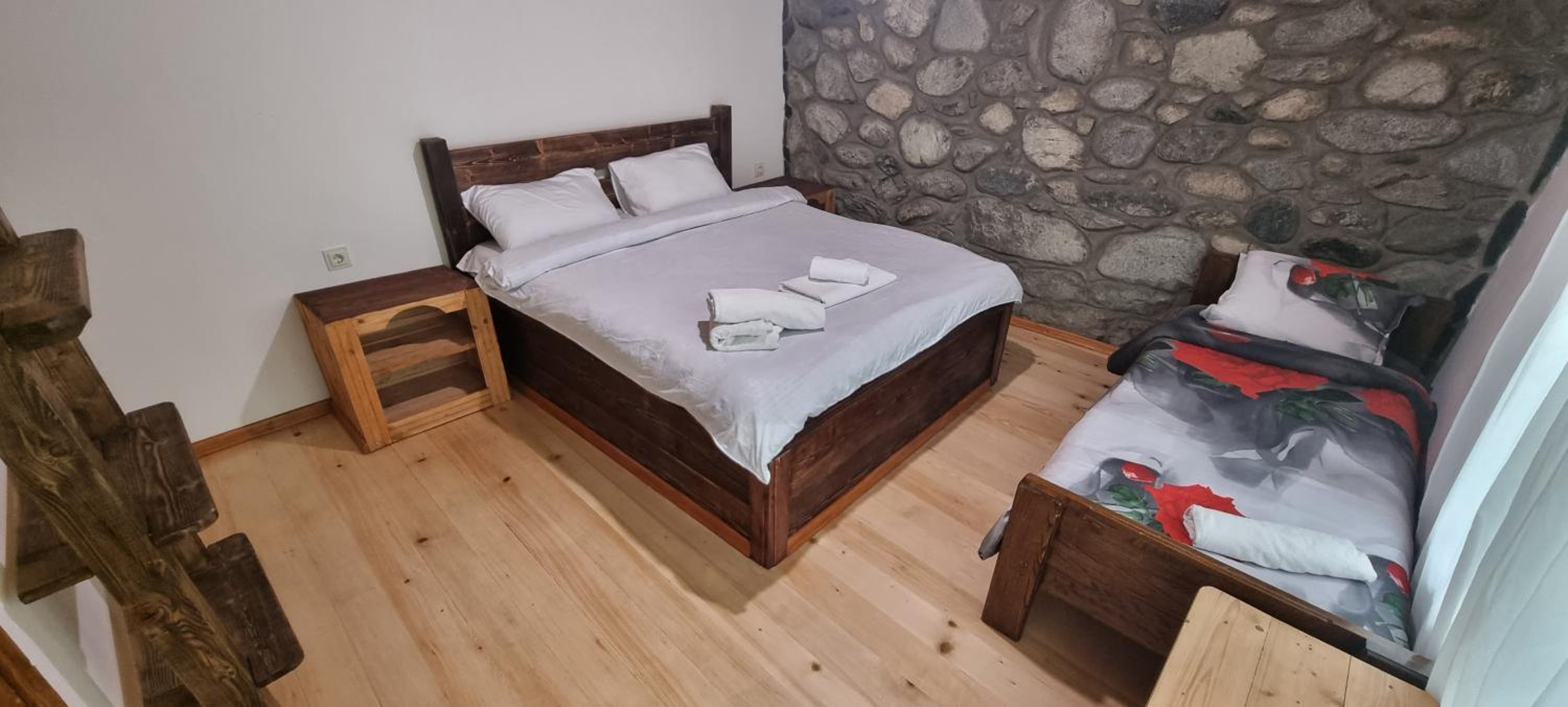 Large Double Room photo 3