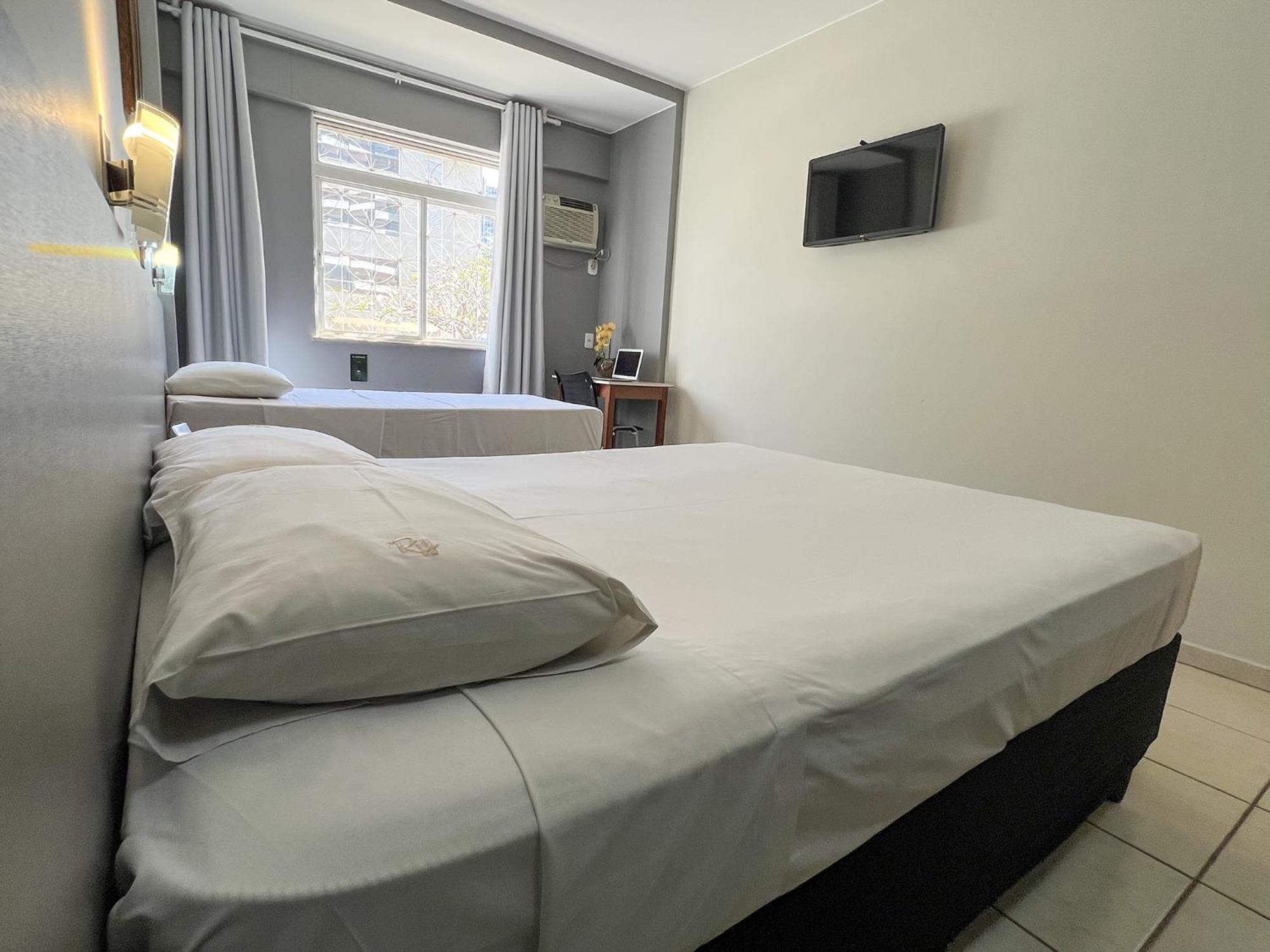 Luxury Triple Room photo 3