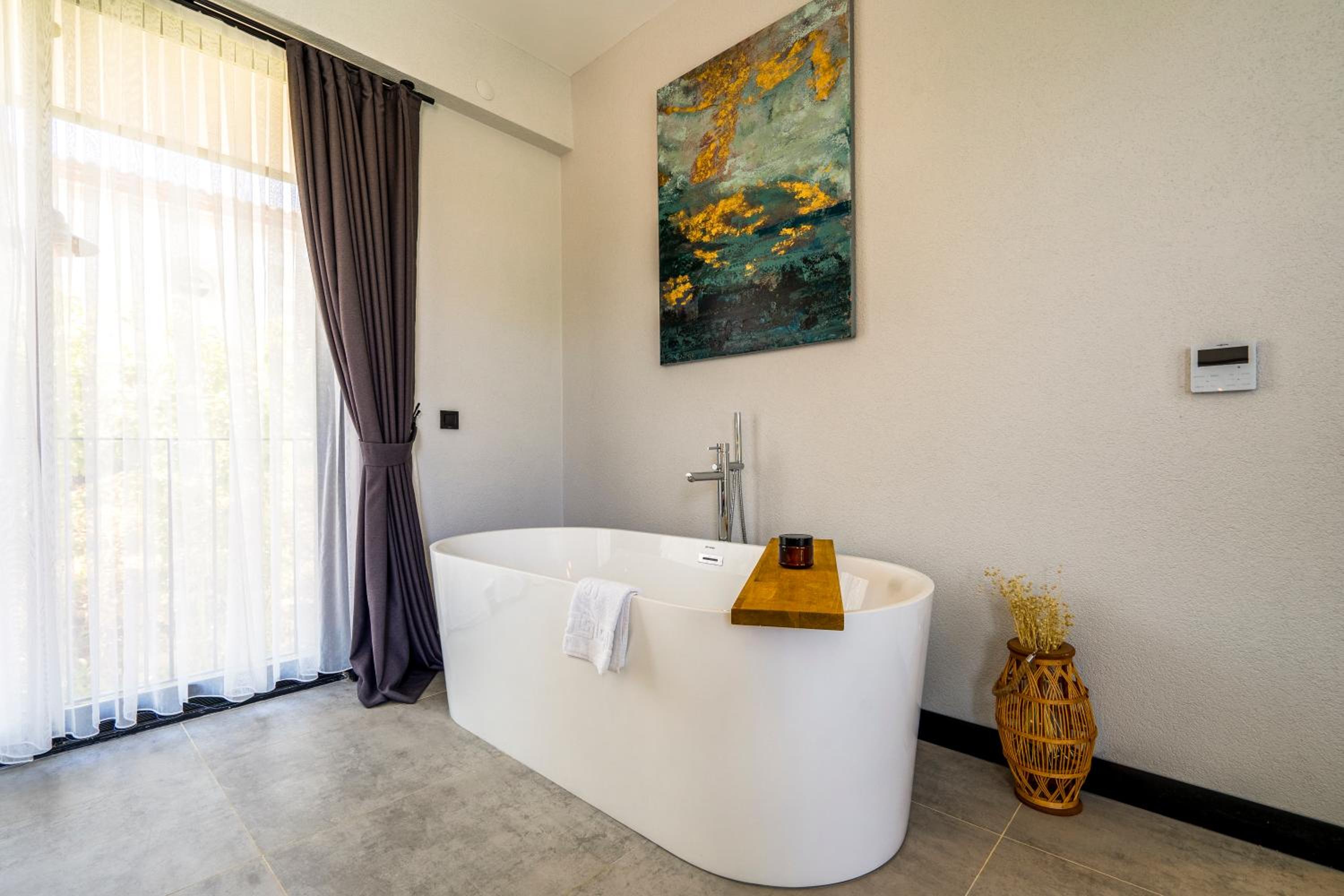 Queen Room with Spa Bath - Photo 7