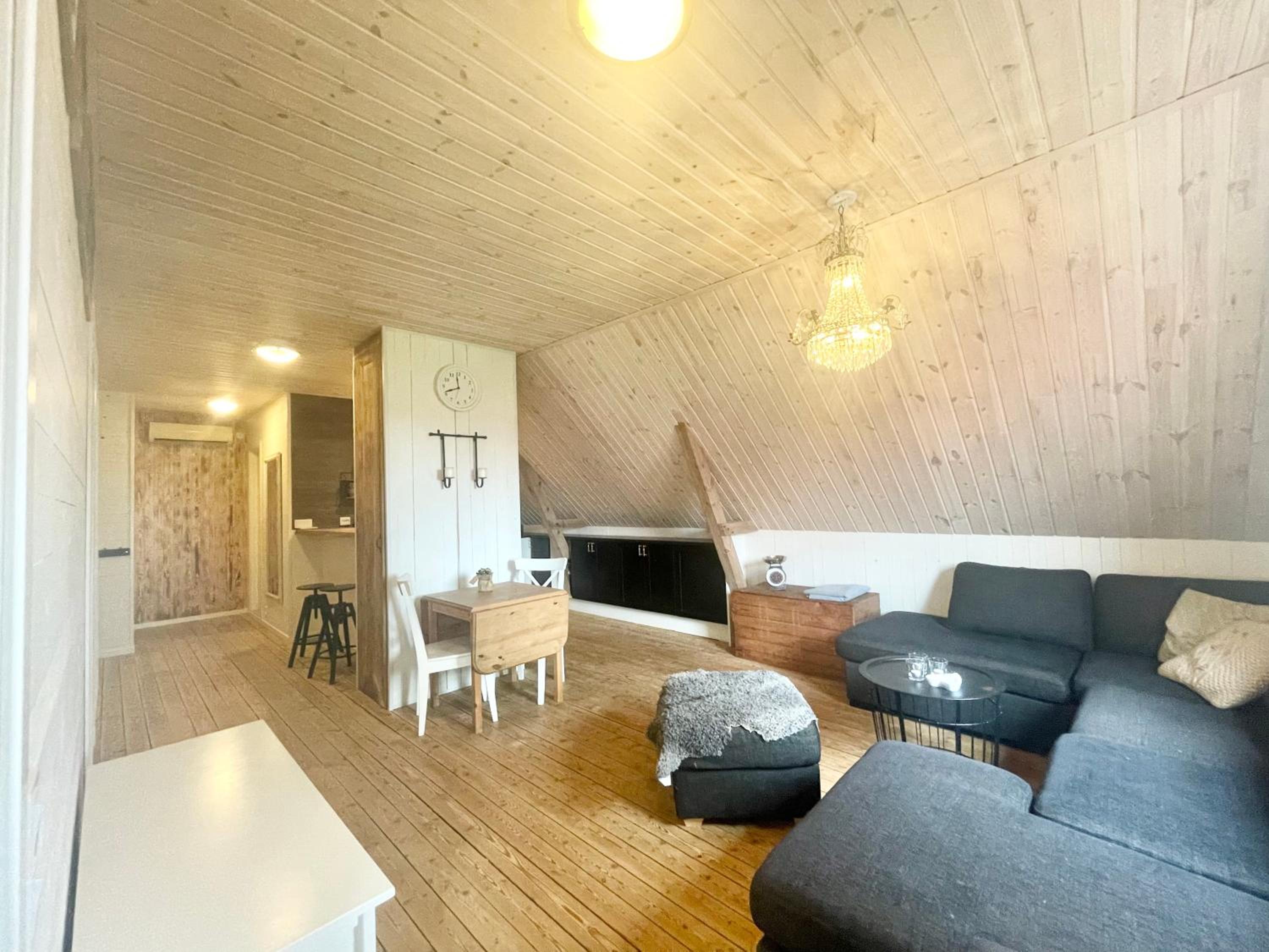 Apartment photo 1