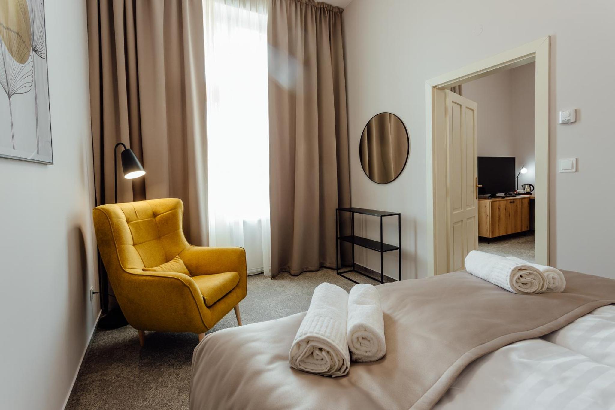 Deluxe Room - Photo 1