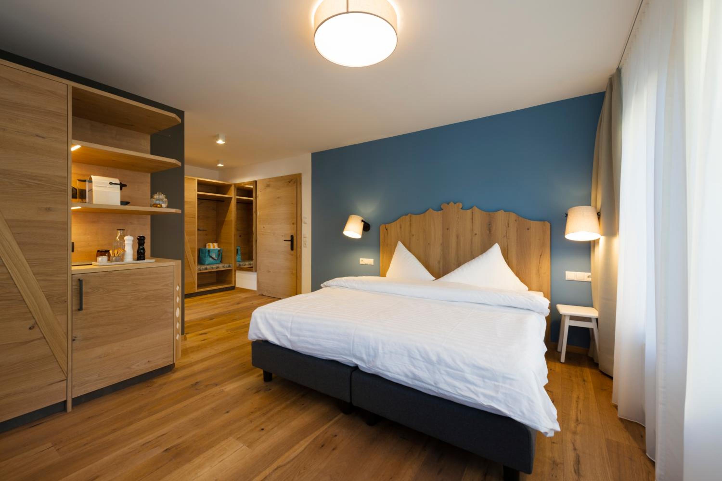 Studio Apartment - Photo 2