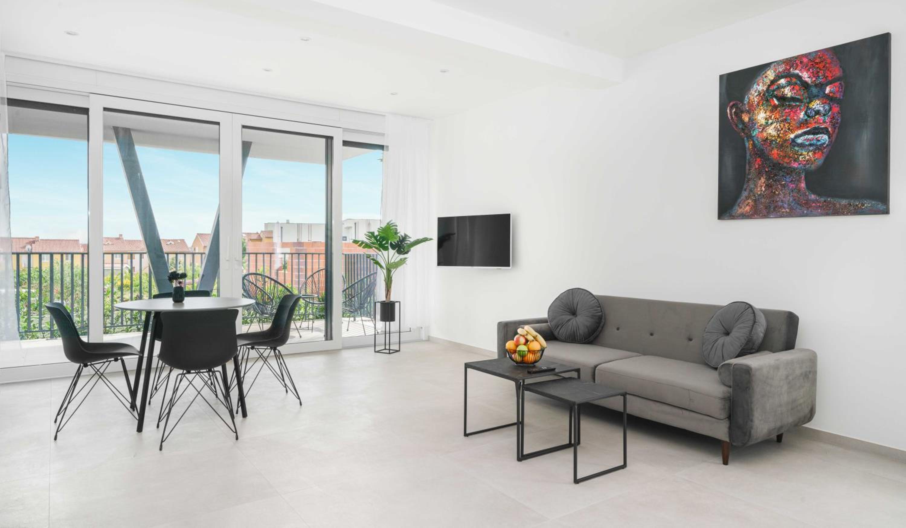 Apartment photo 1