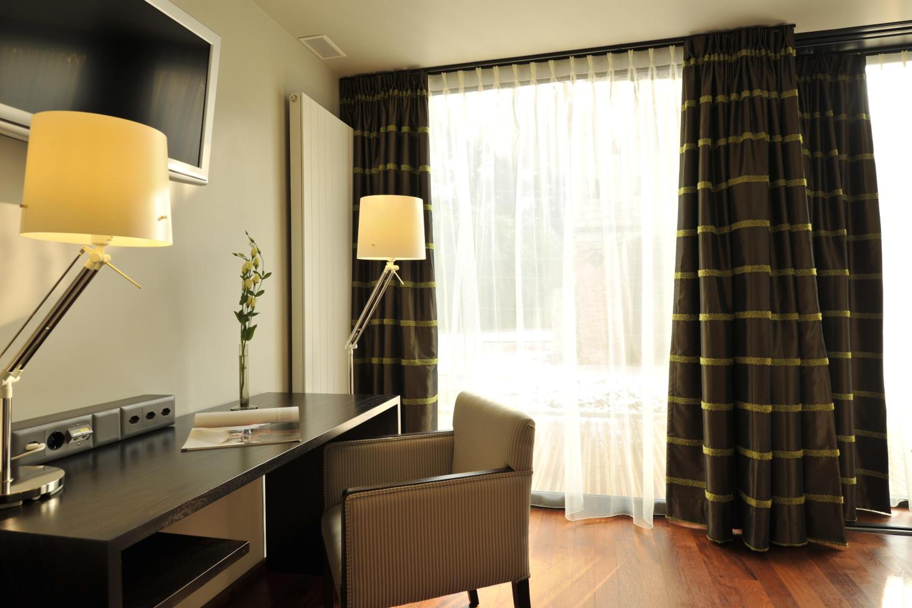 Deluxe Double Room with Terrace