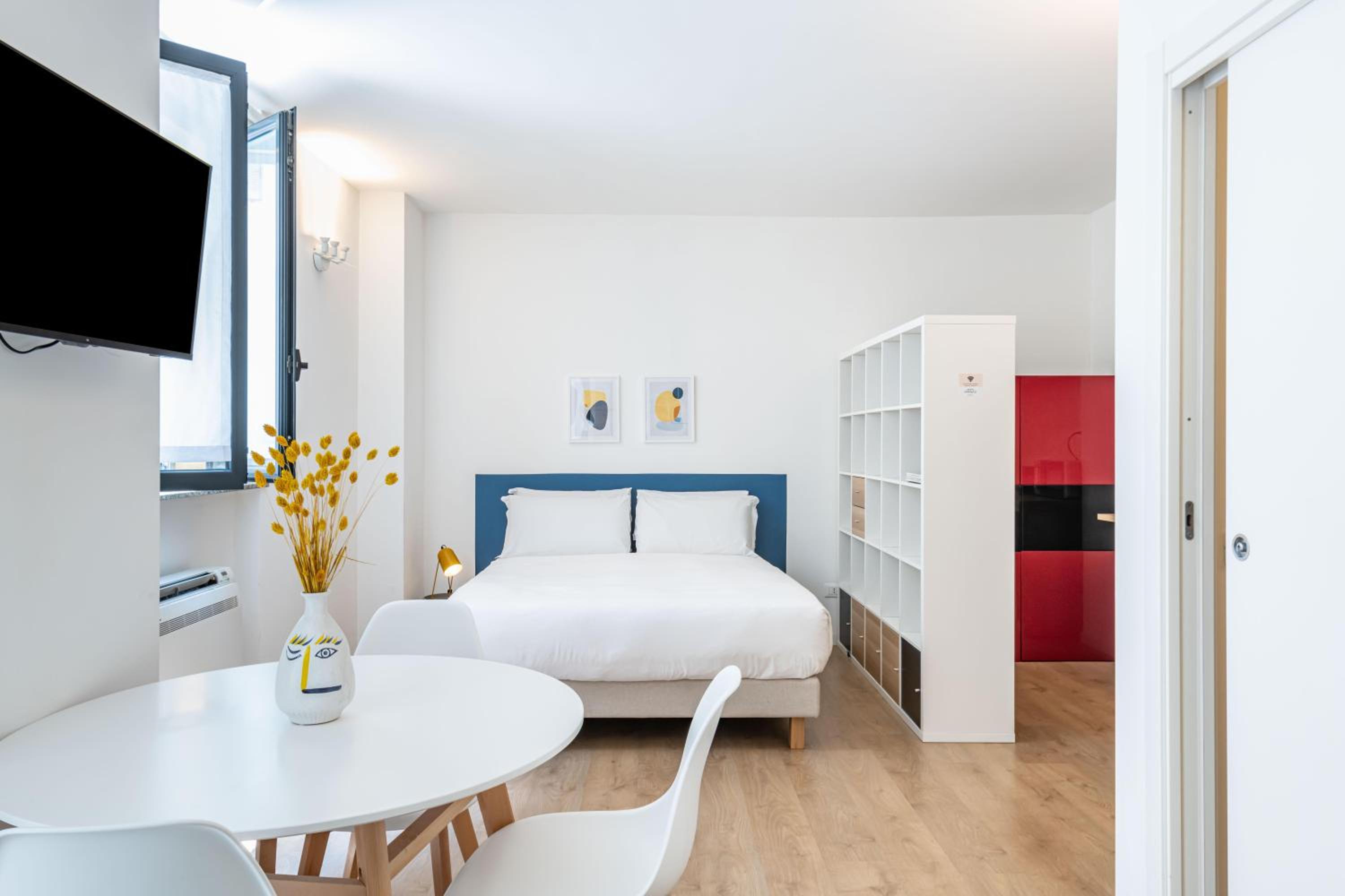Studio Apartment