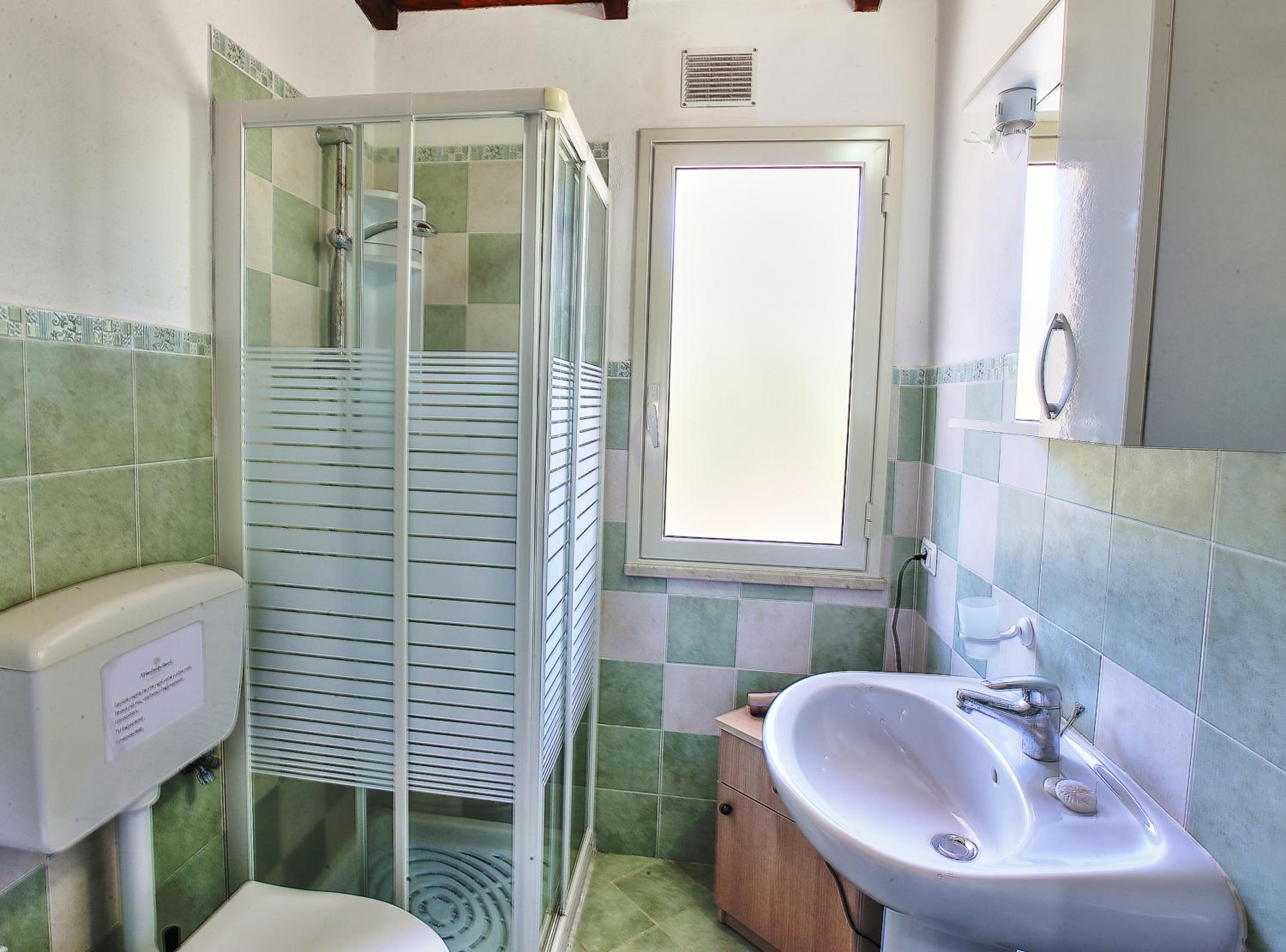 Classic Quadruple Room photo 2