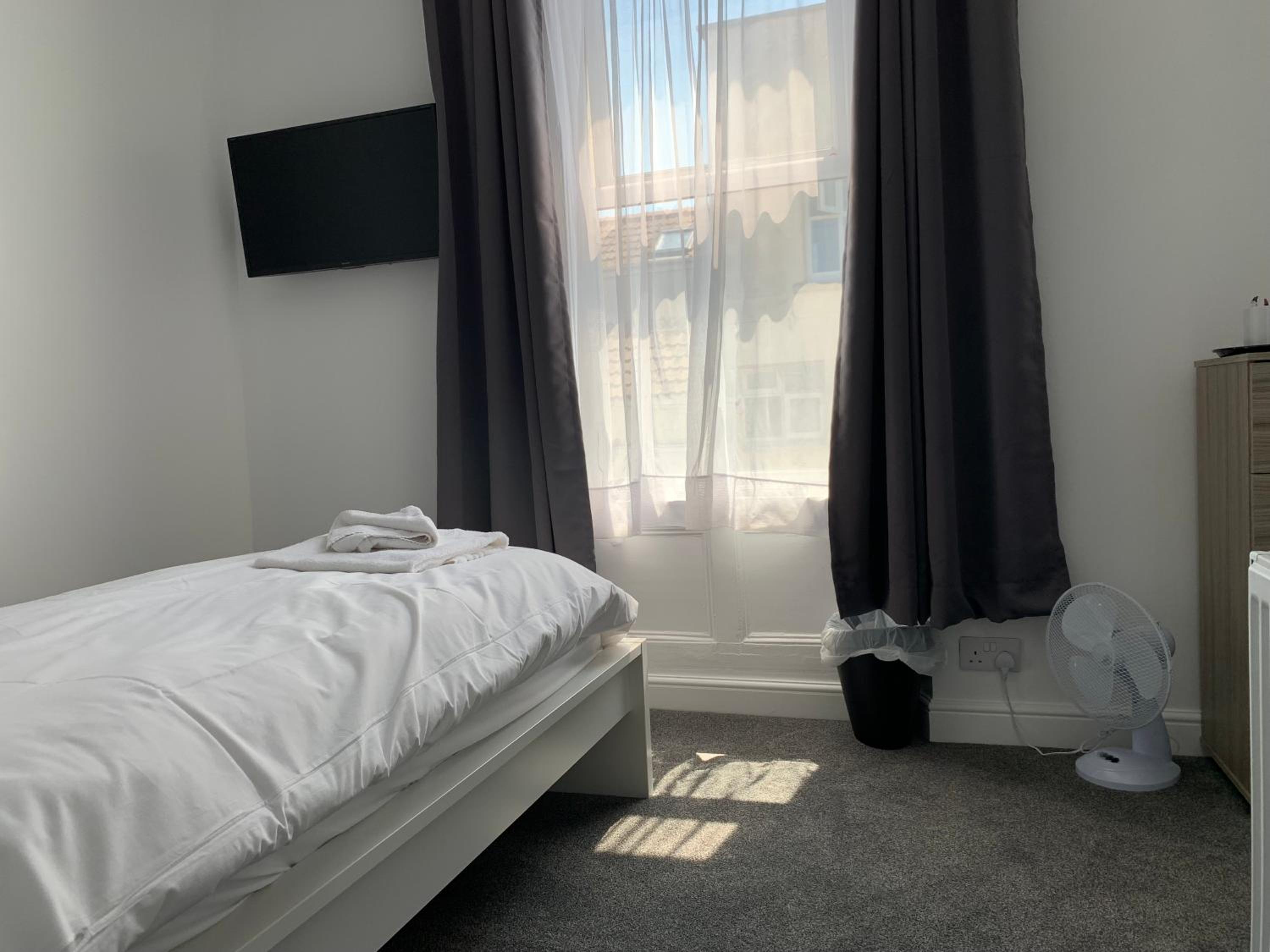 Single Room photo 2