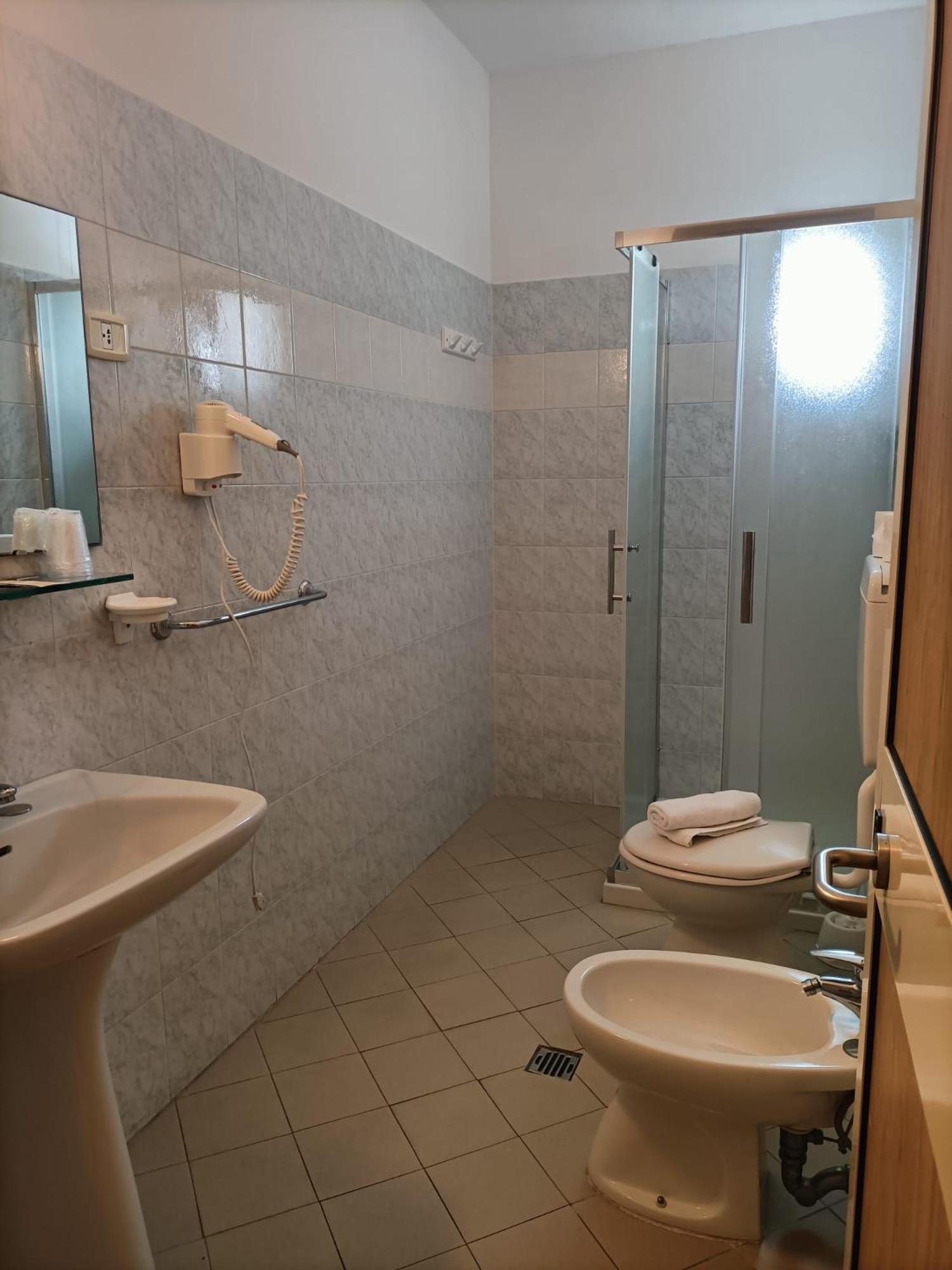 Two Connecting Double Rooms photo 2