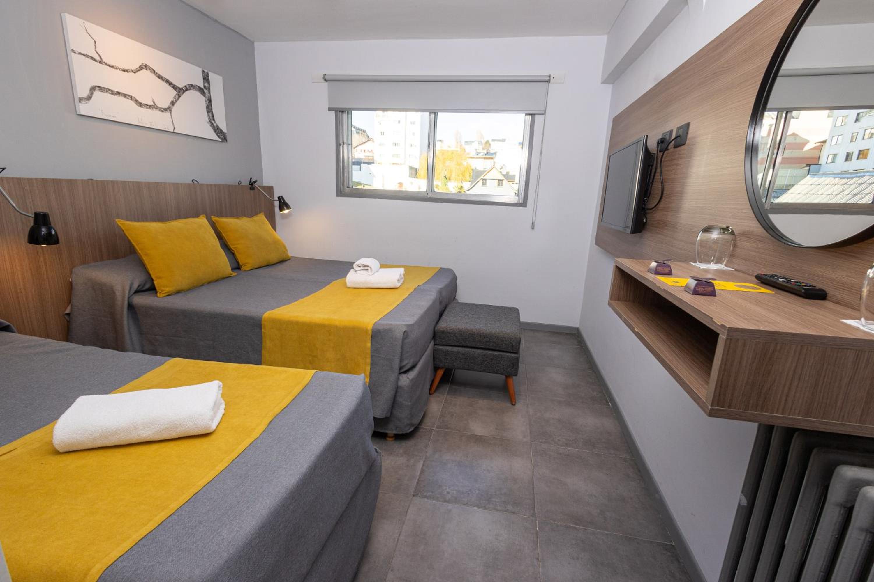 Basic Triple Room photo 1