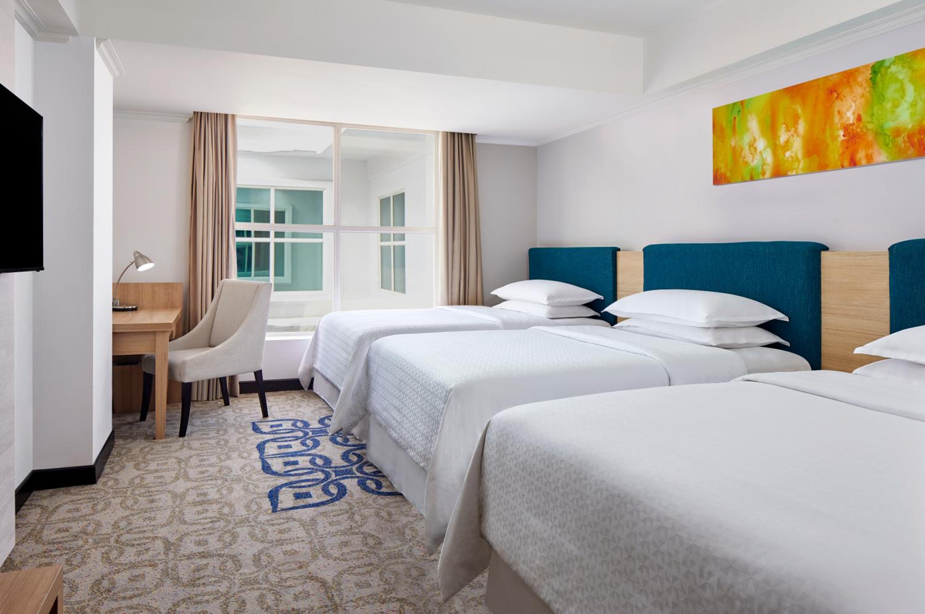 Deluxe Triple Room photo 2
