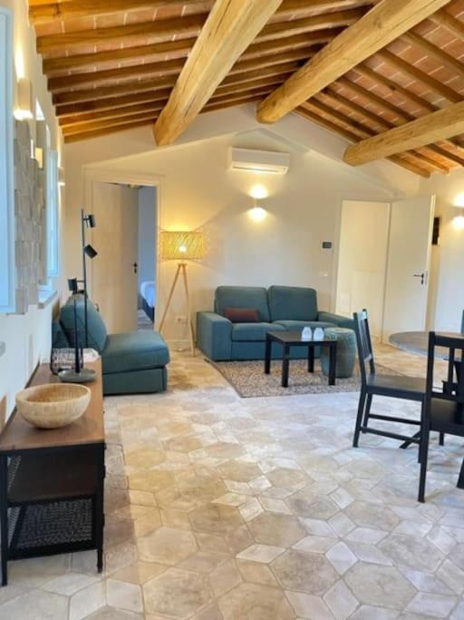 Villa photo 1