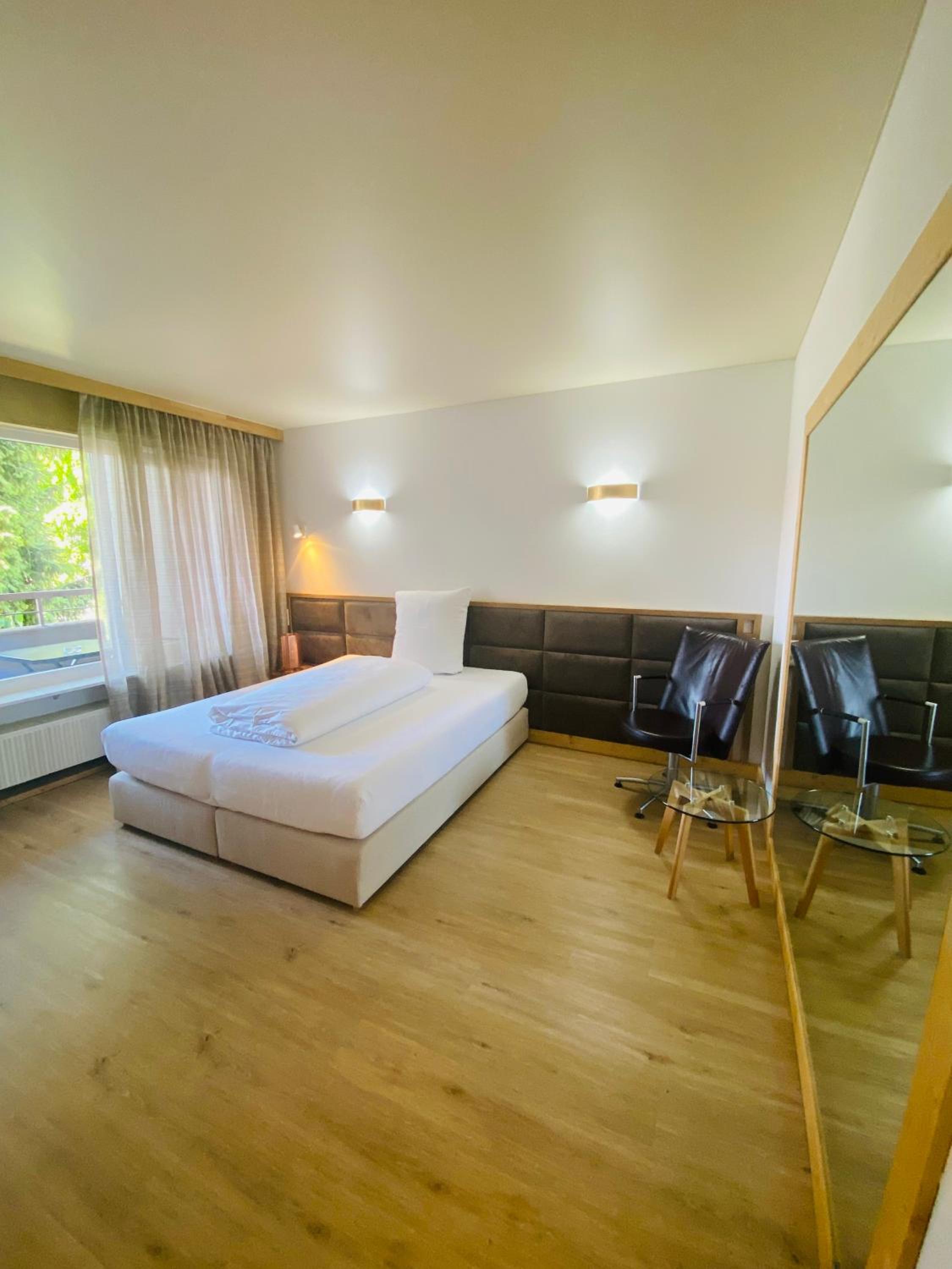 Family Room with Balcony - Photo 8