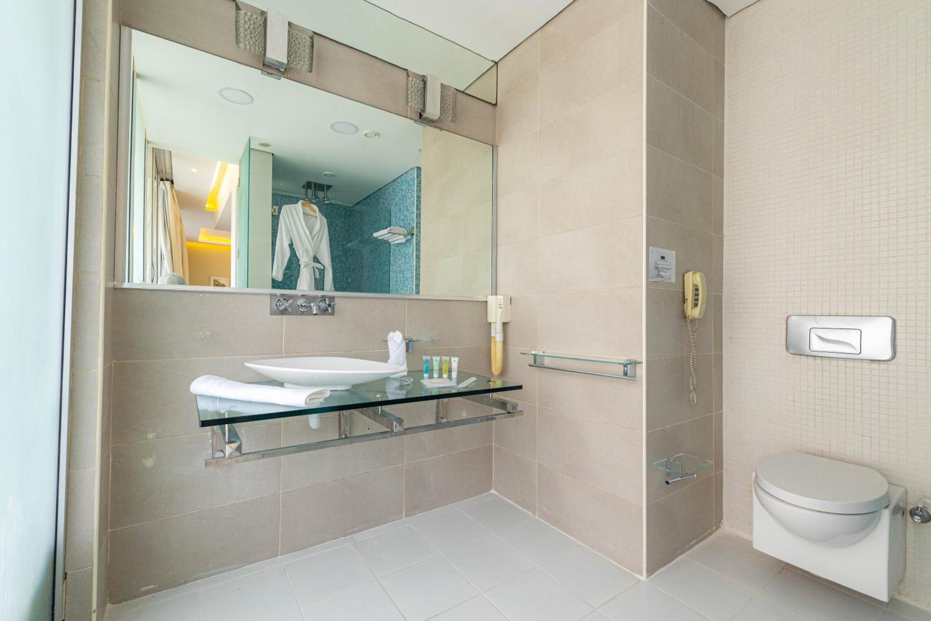 Deluxe Double Room - Photo 4