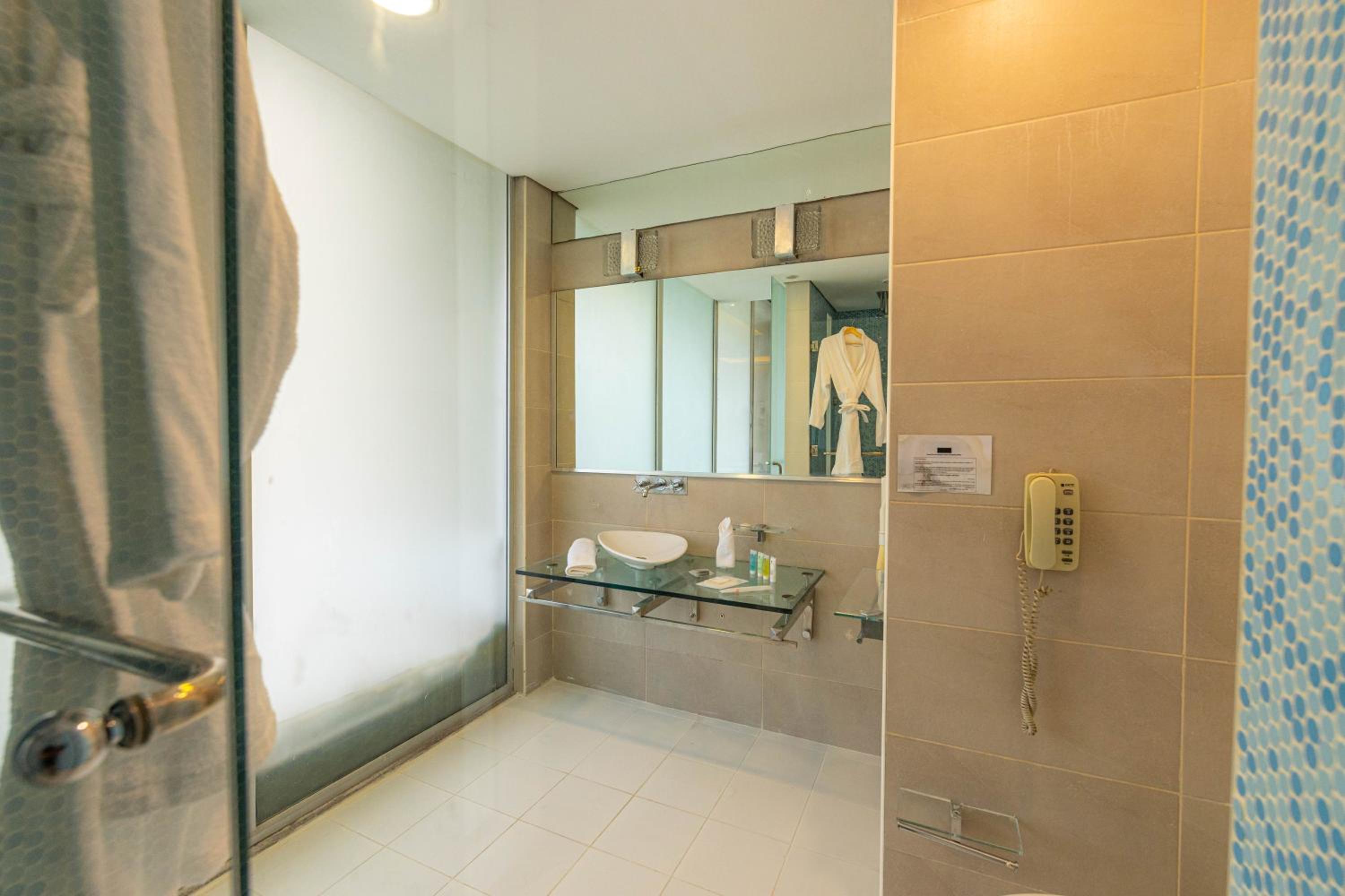 Deluxe Double Room - Photo 5