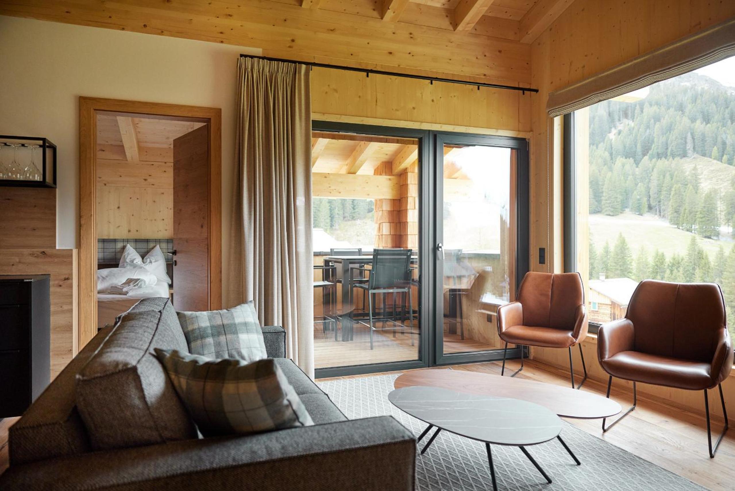 Ski in – Ski out Chalet 1 photo 1