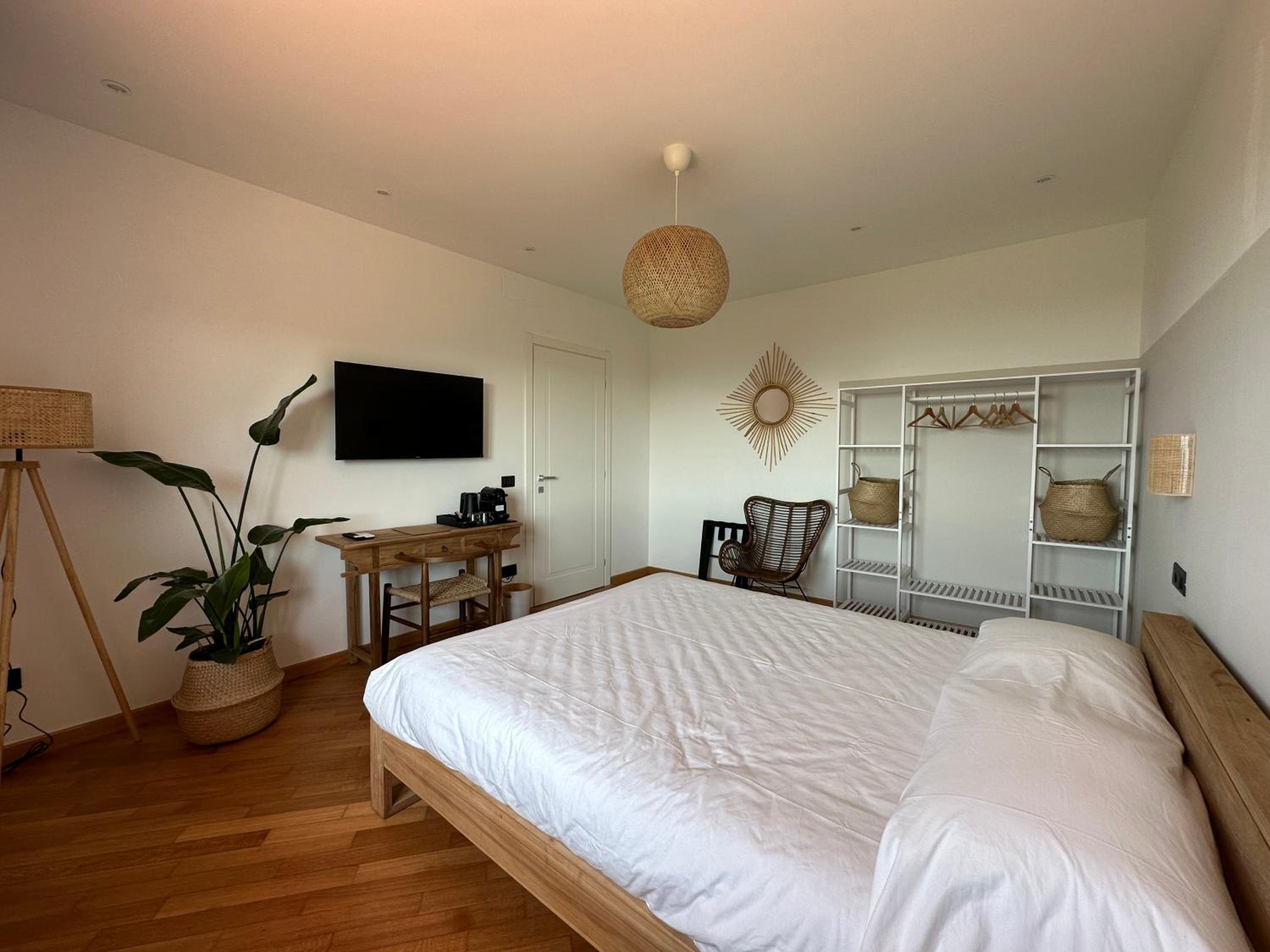 King Room with Lake View photo 1