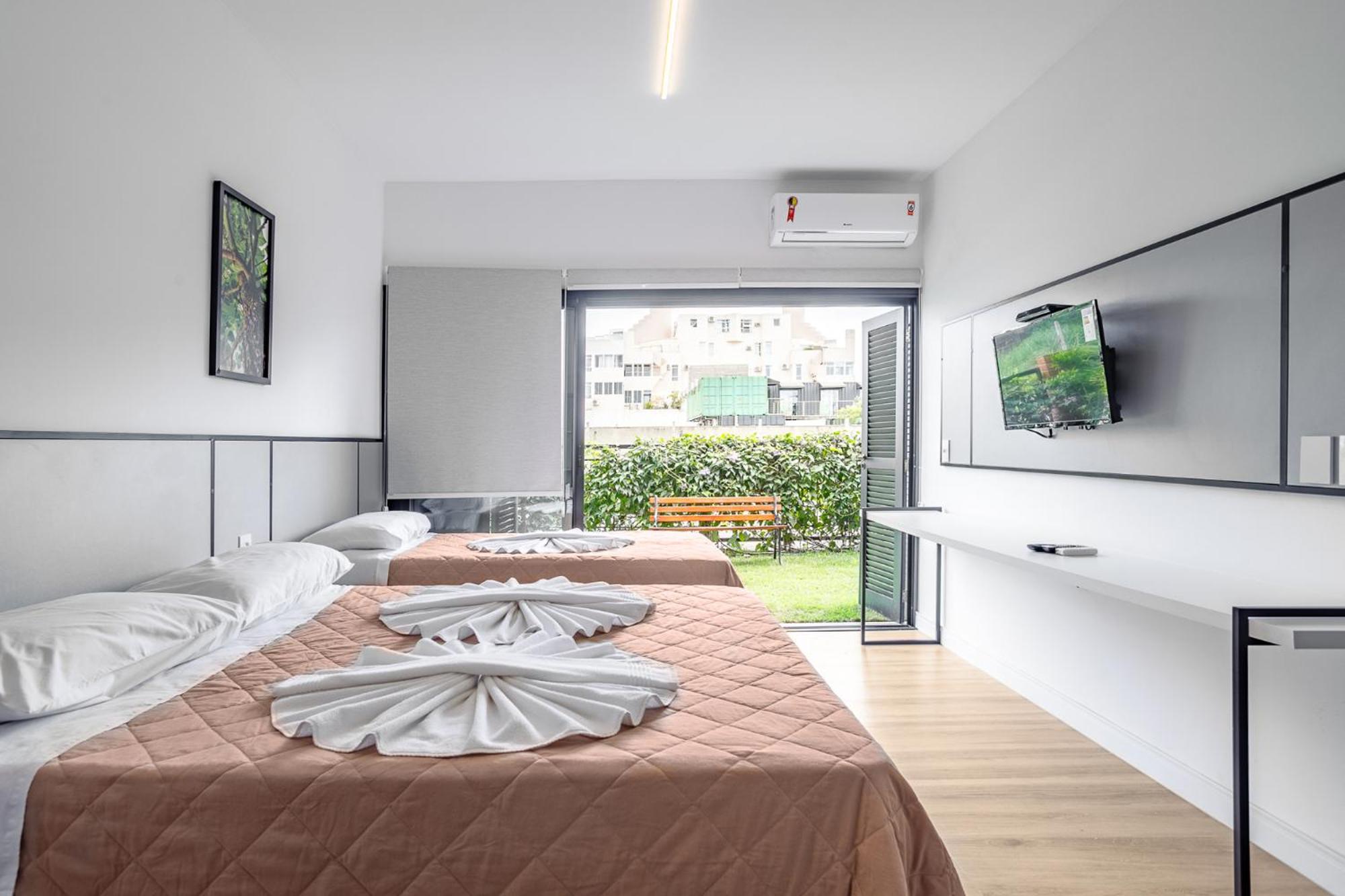 Suite with Garden View