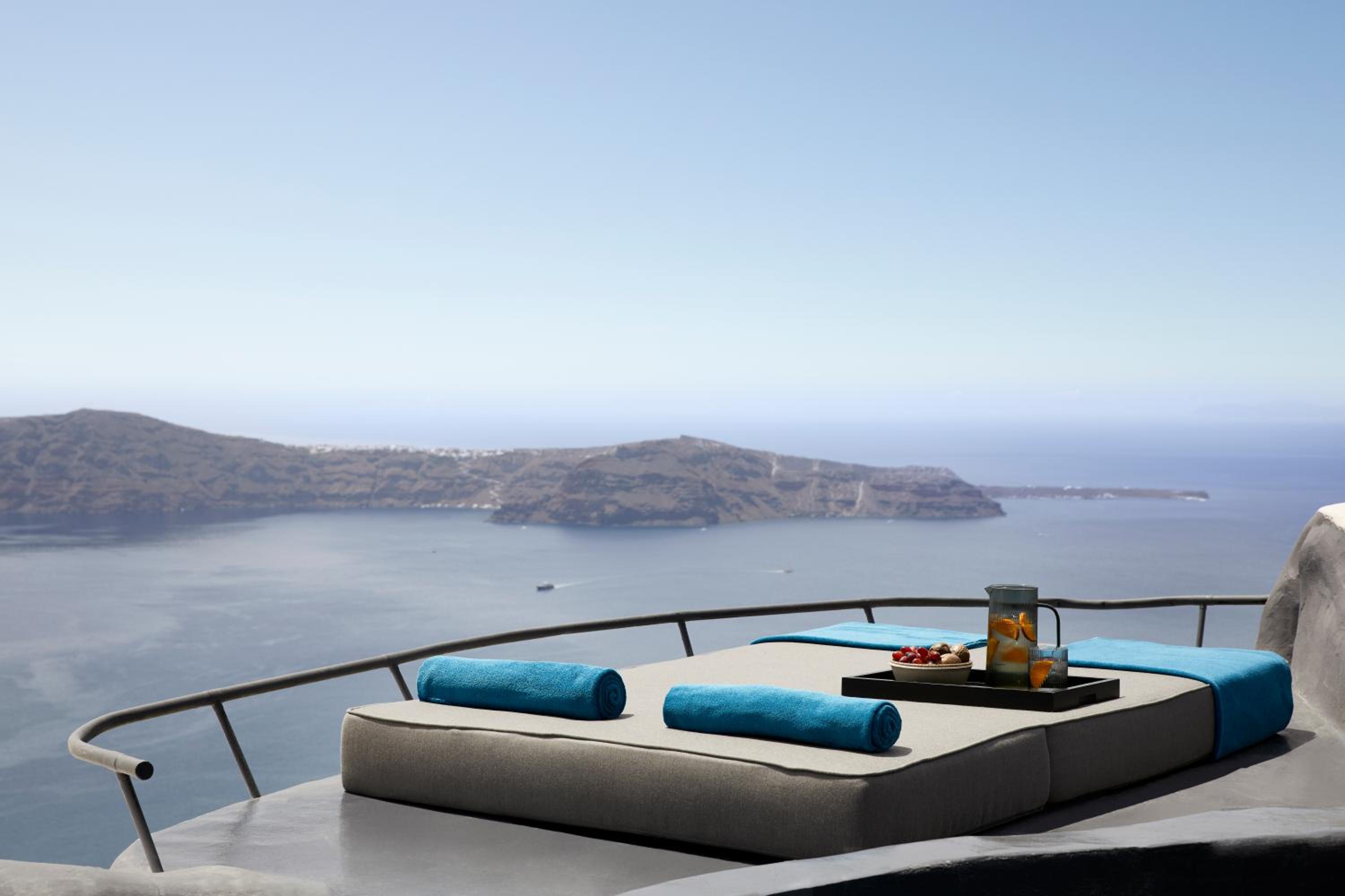 Junior Suite Sunset View with Heated Cave Pool - Photo 7