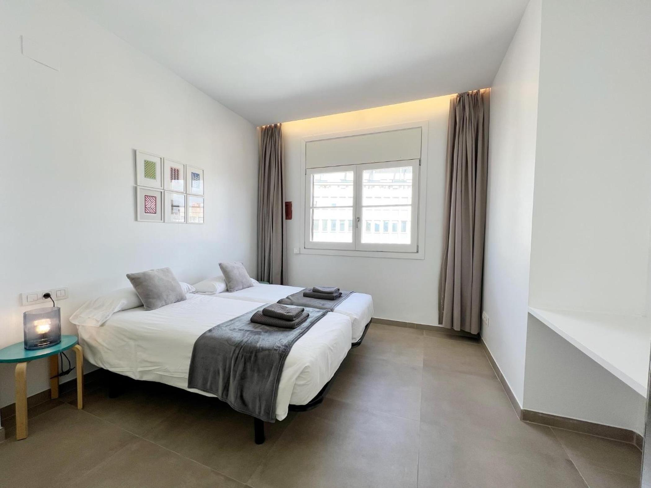 Apartment photo 2