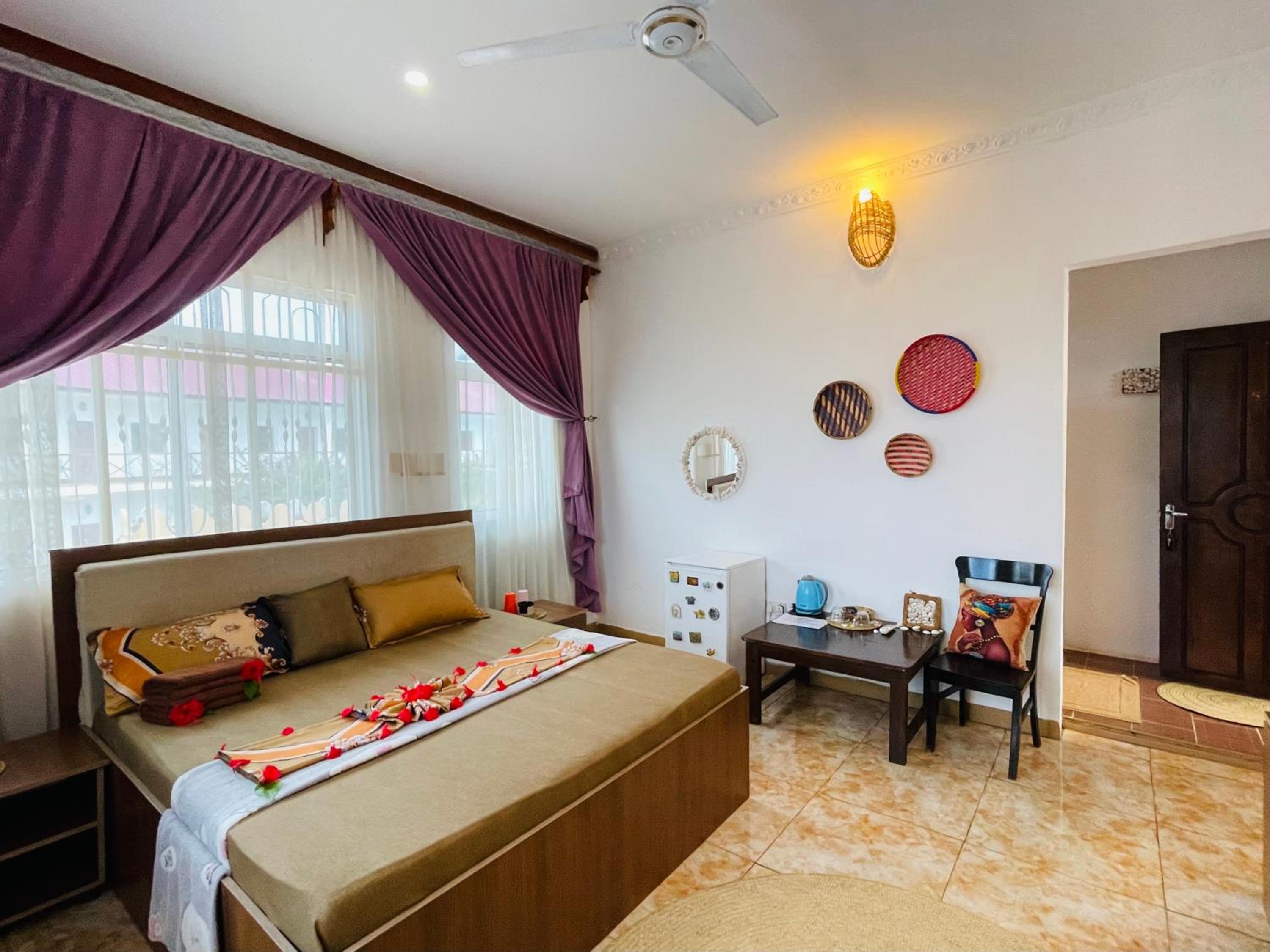Deluxe Triple Room - Photo 5