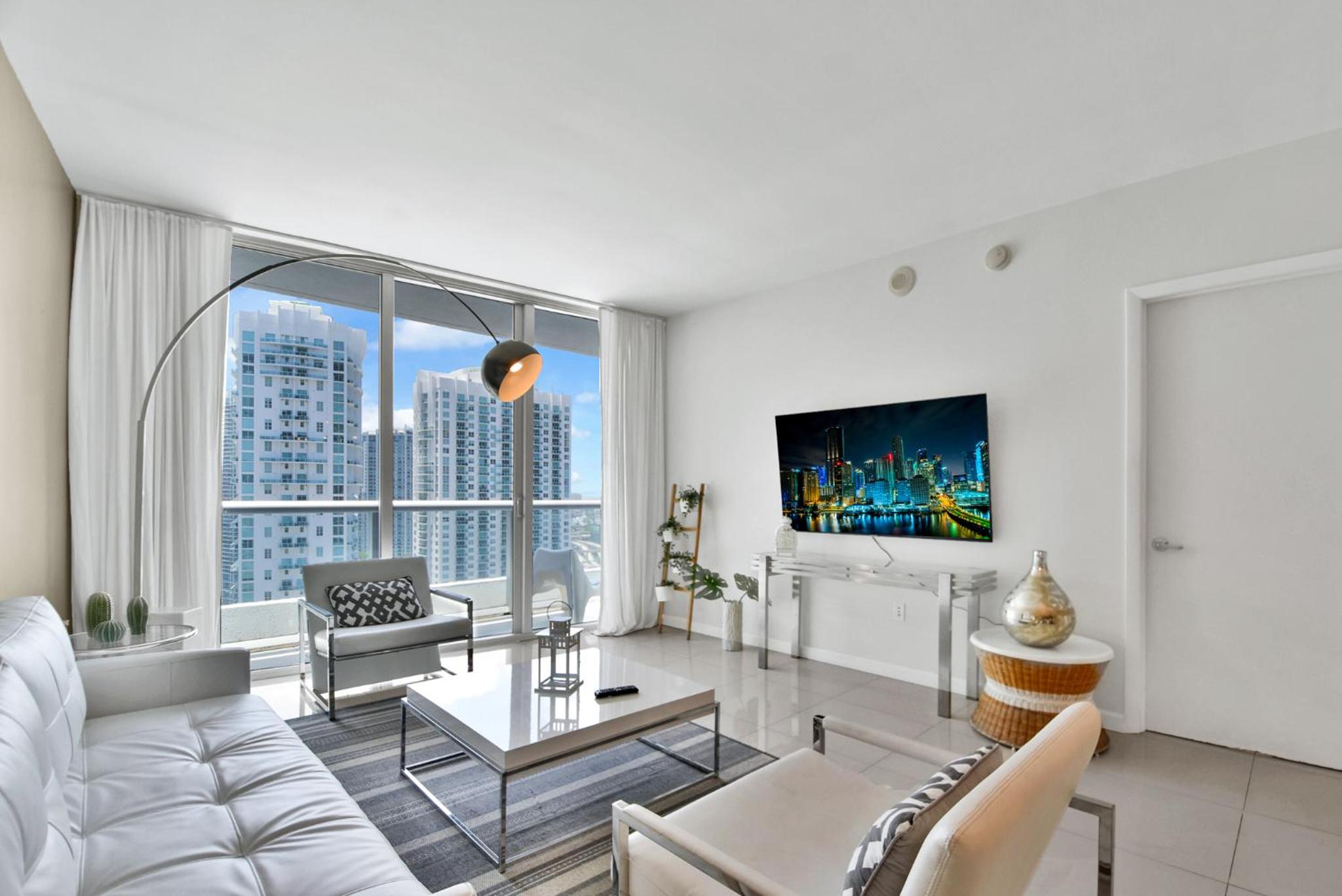 One-Bedroom Apartment photo 2