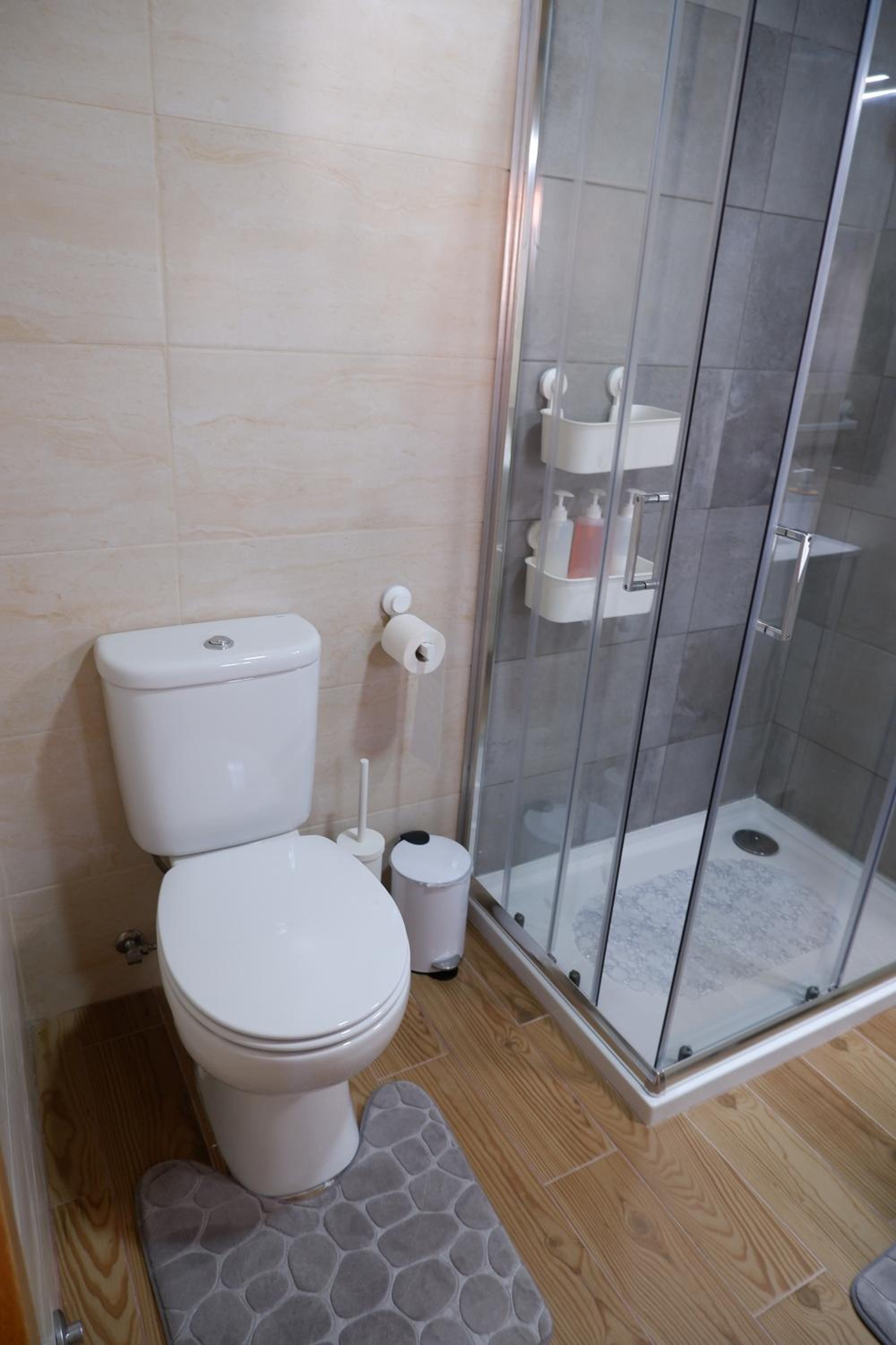 One-Bedroom House photo 3
