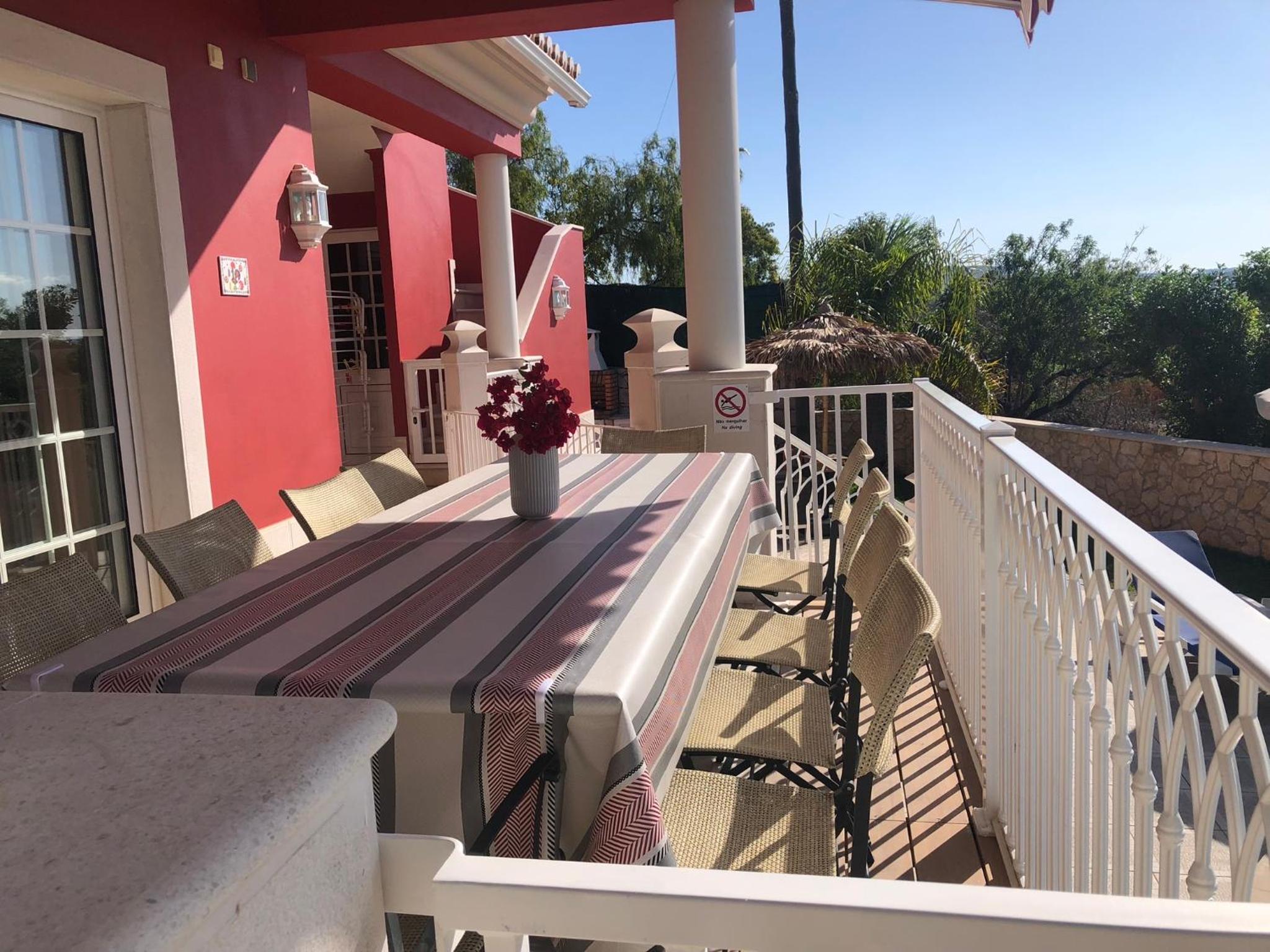 Villa photo 3