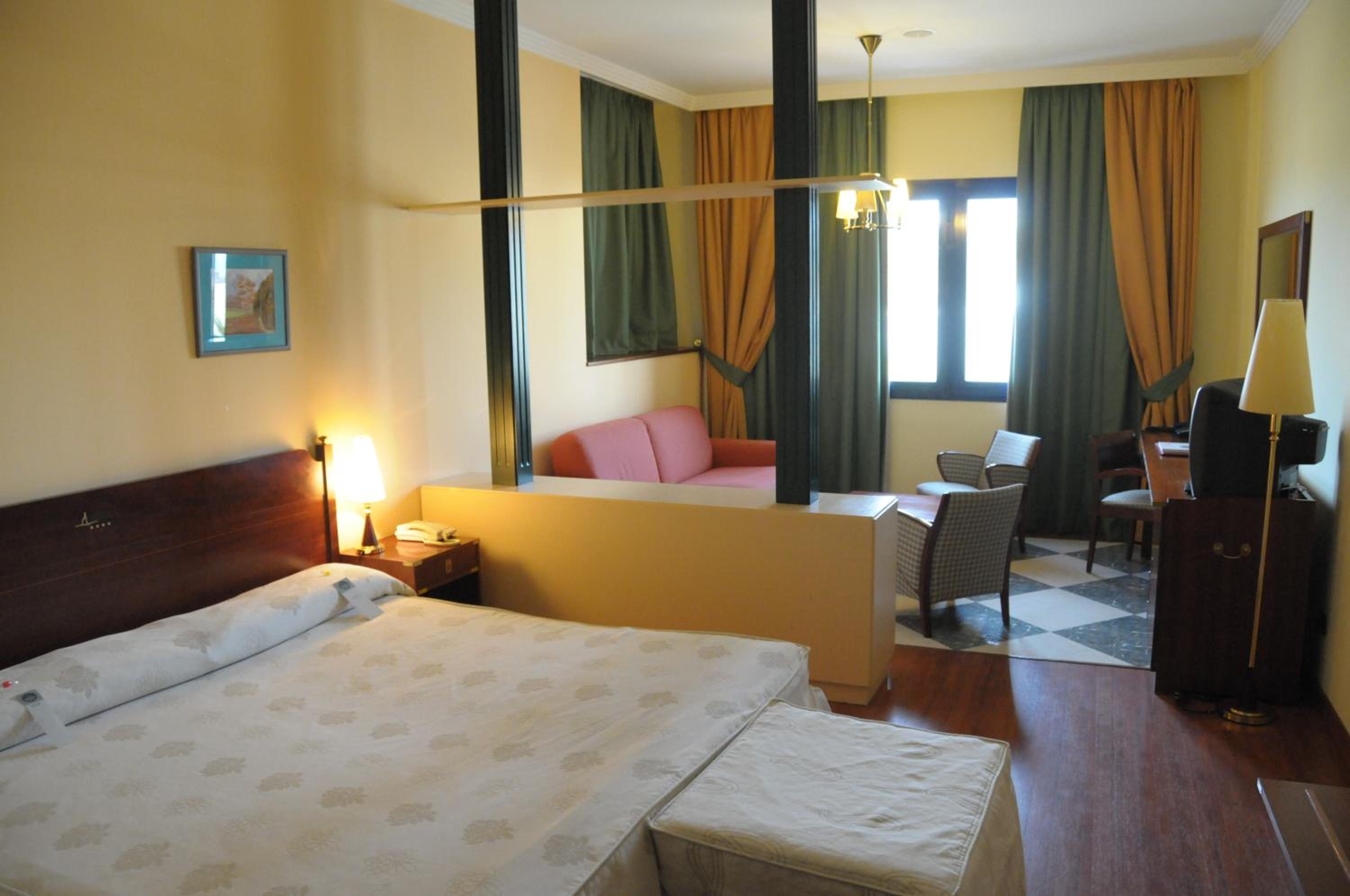Habitación Doble o con Dos Camas