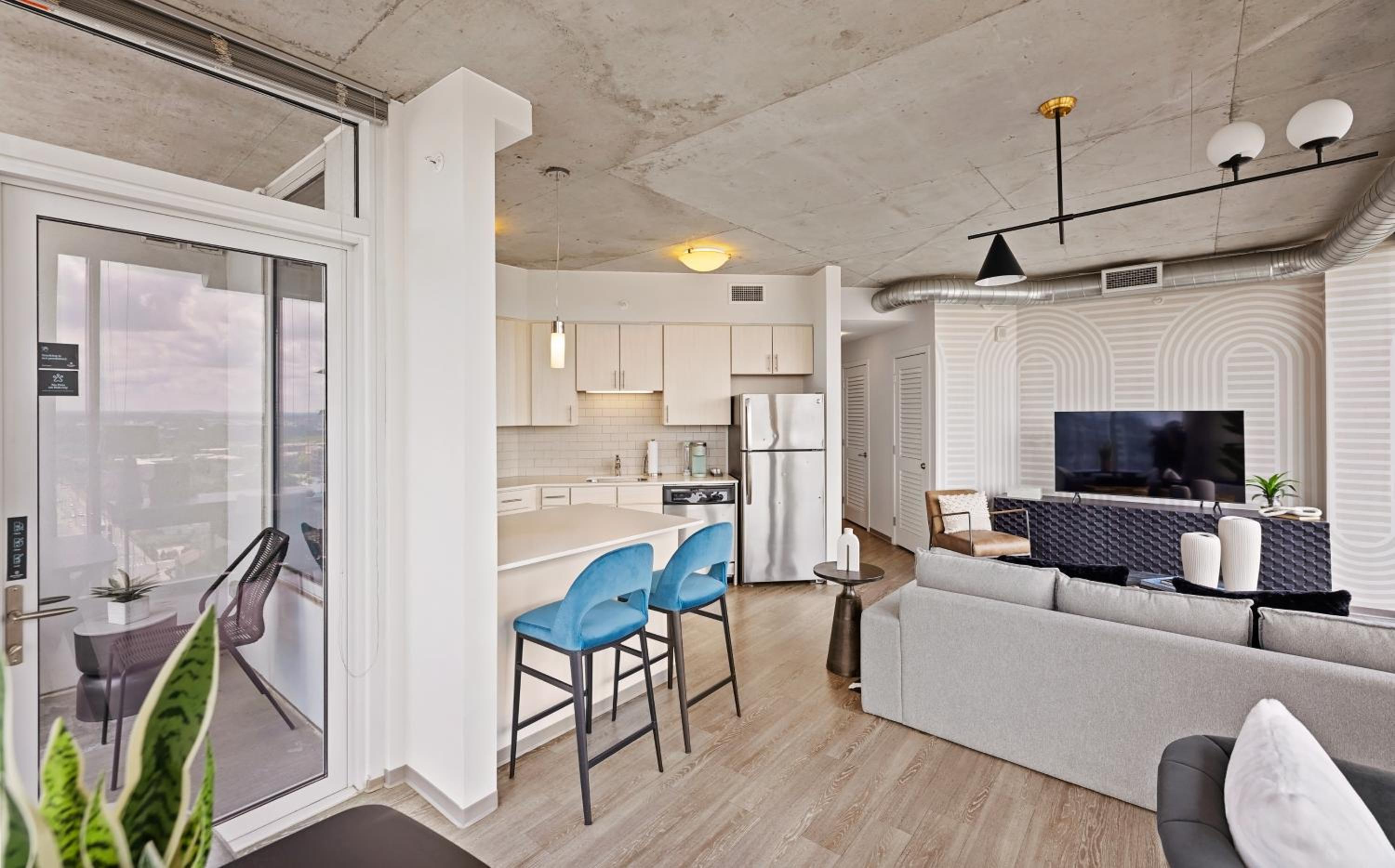1 Bedroom Deluxe Sky - Photo 6