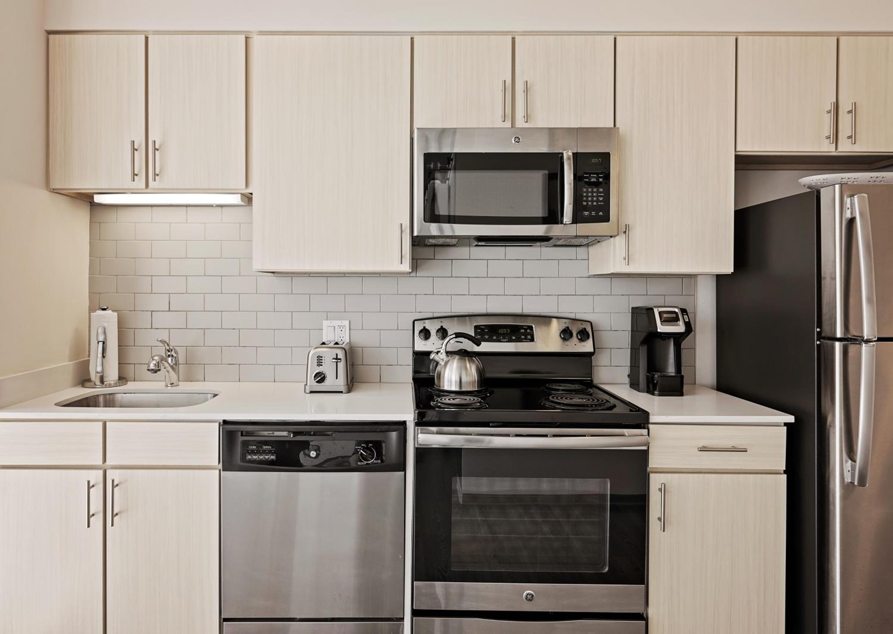 1 Bed | 1 Bath Suite - Photo 7
