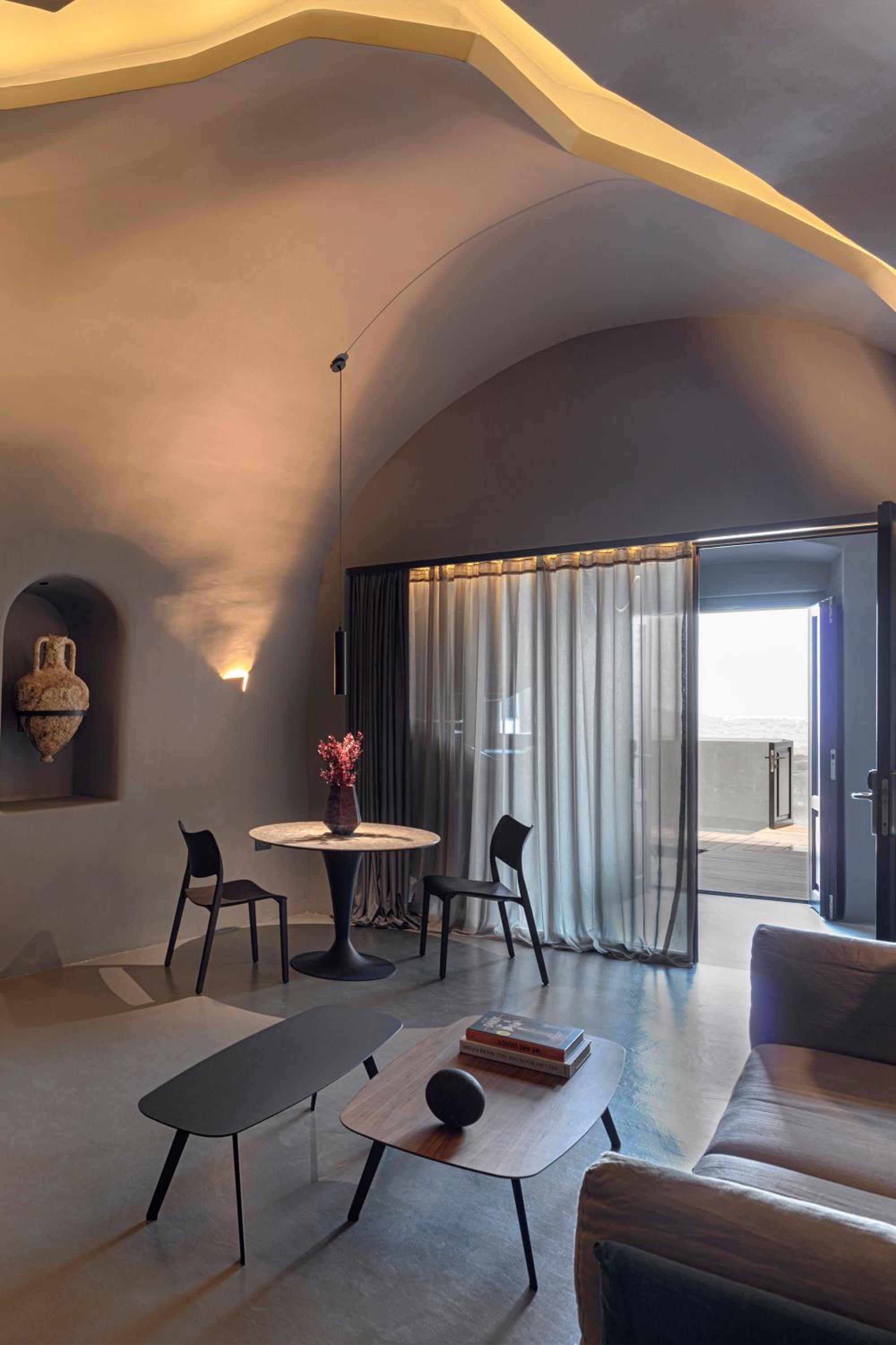 Villa Cave con 3 Camere da Letto, Piscina Privata Riscaldata, Hammam e Vasca Idromassaggio