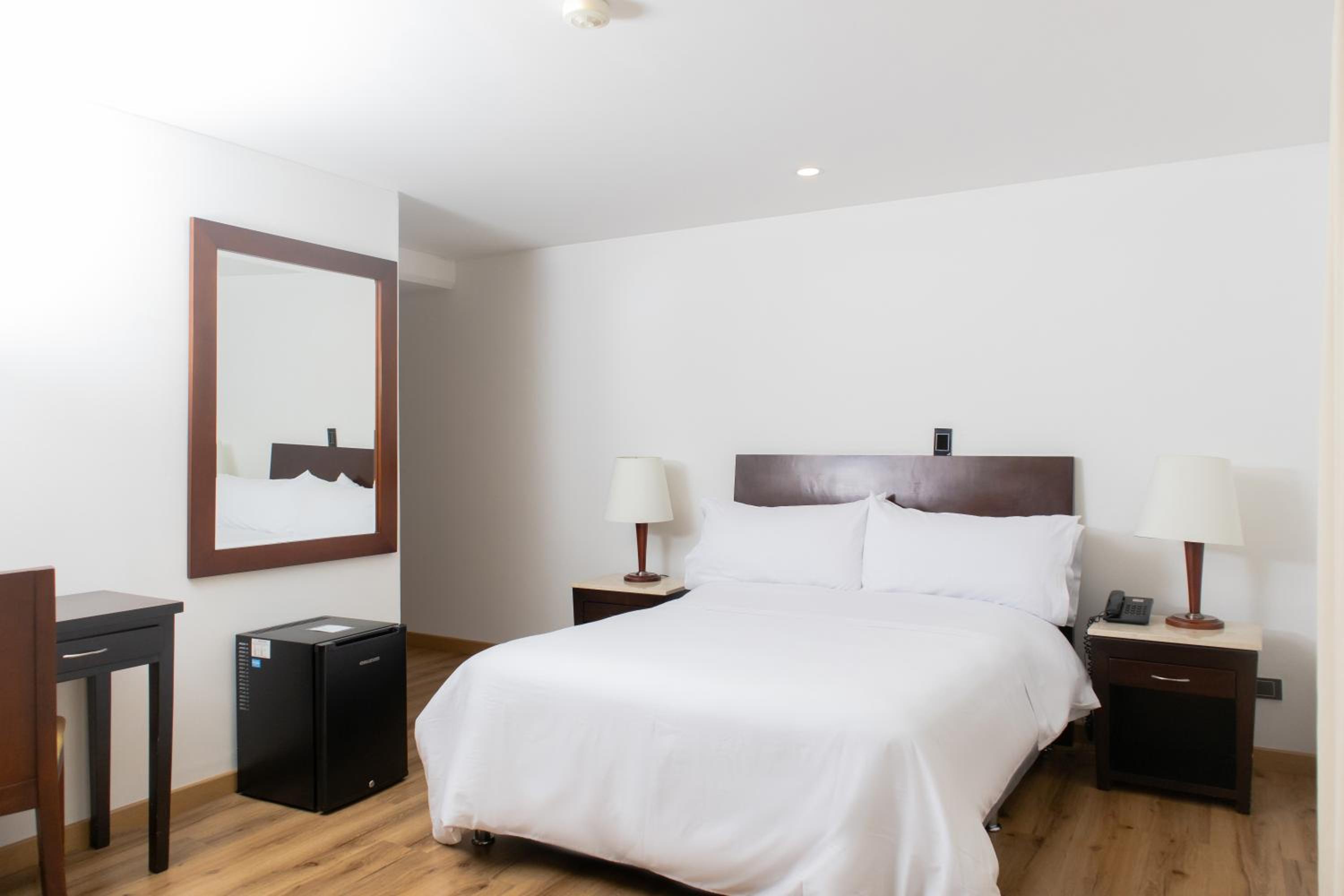 Standard Double Room - Photo 1