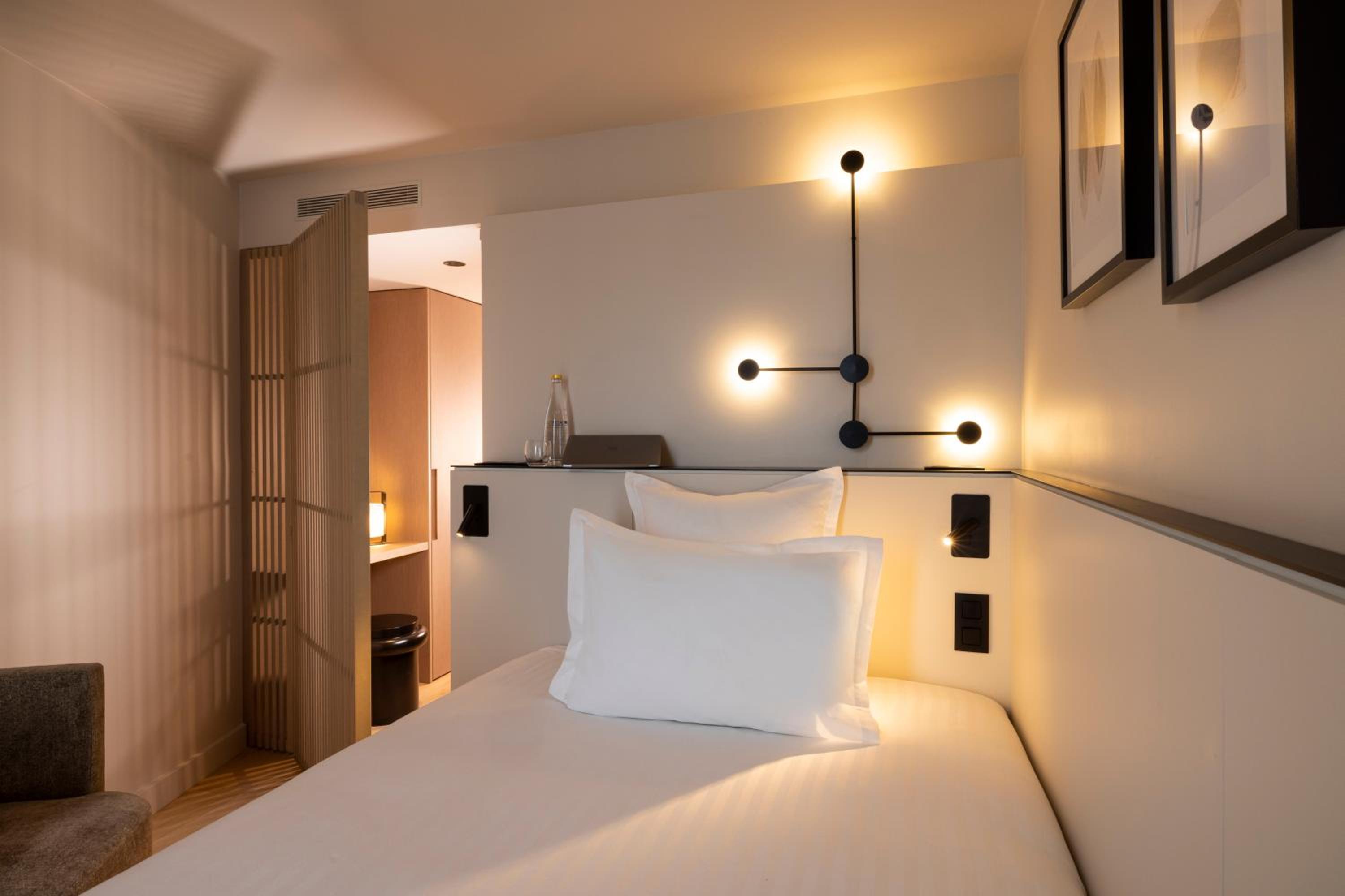 Single Room with Spa Access photo 2