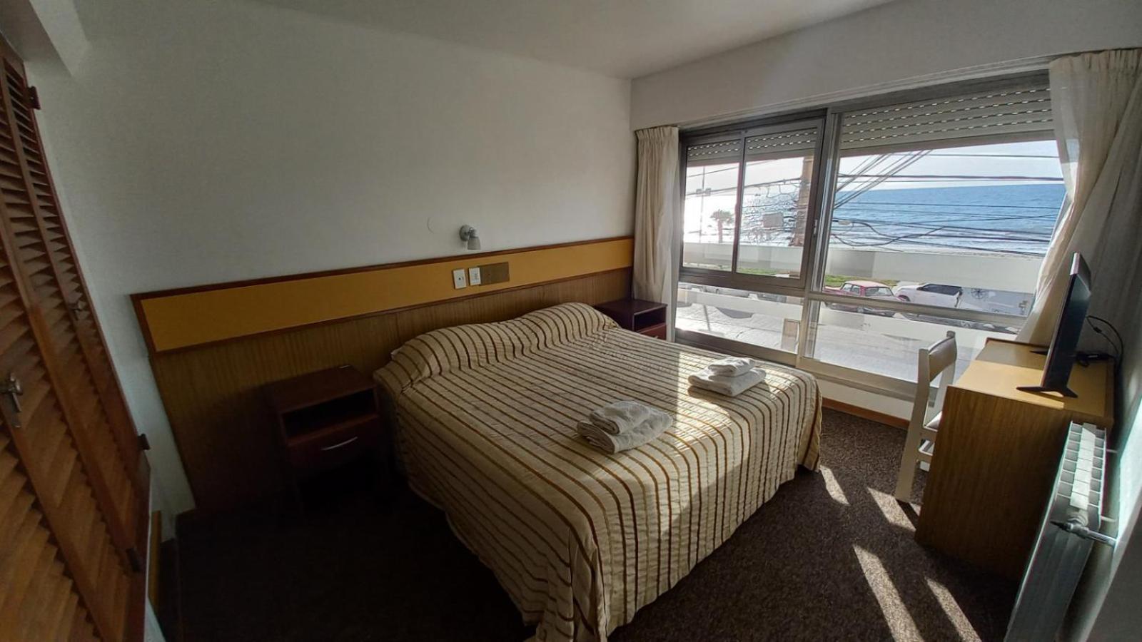 Twin Room with Sea View