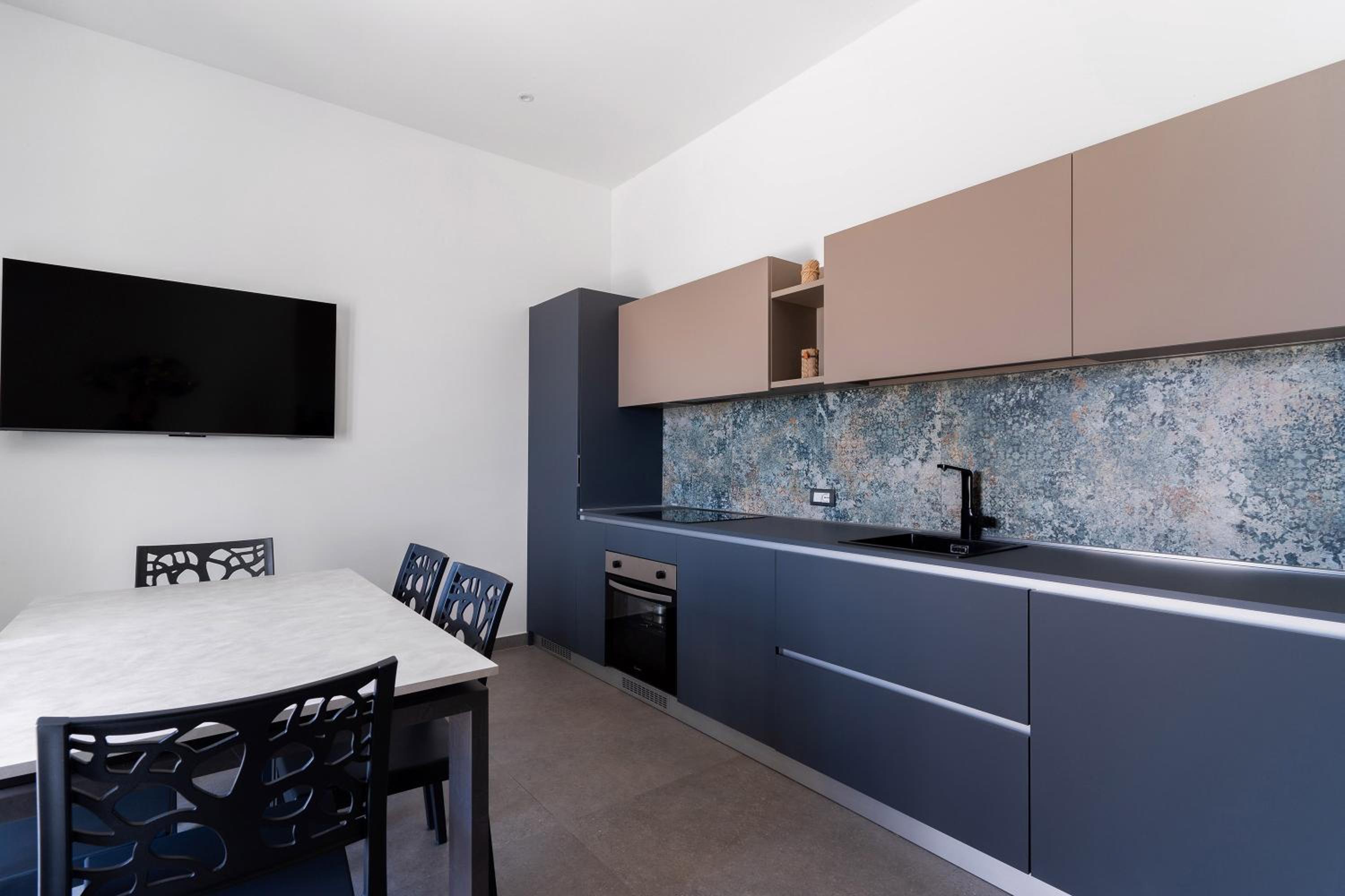 Apartment photo 3