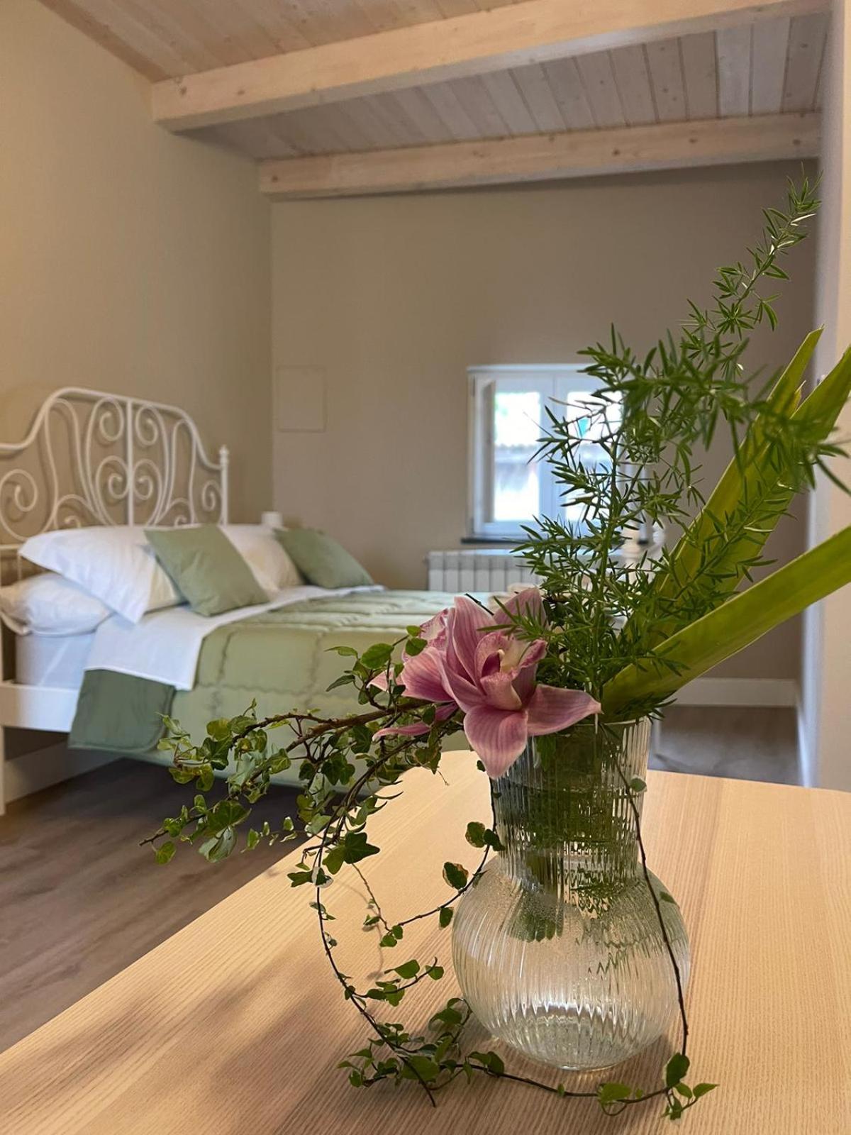 Deluxe Double Room (2 Adults + 1 Child)