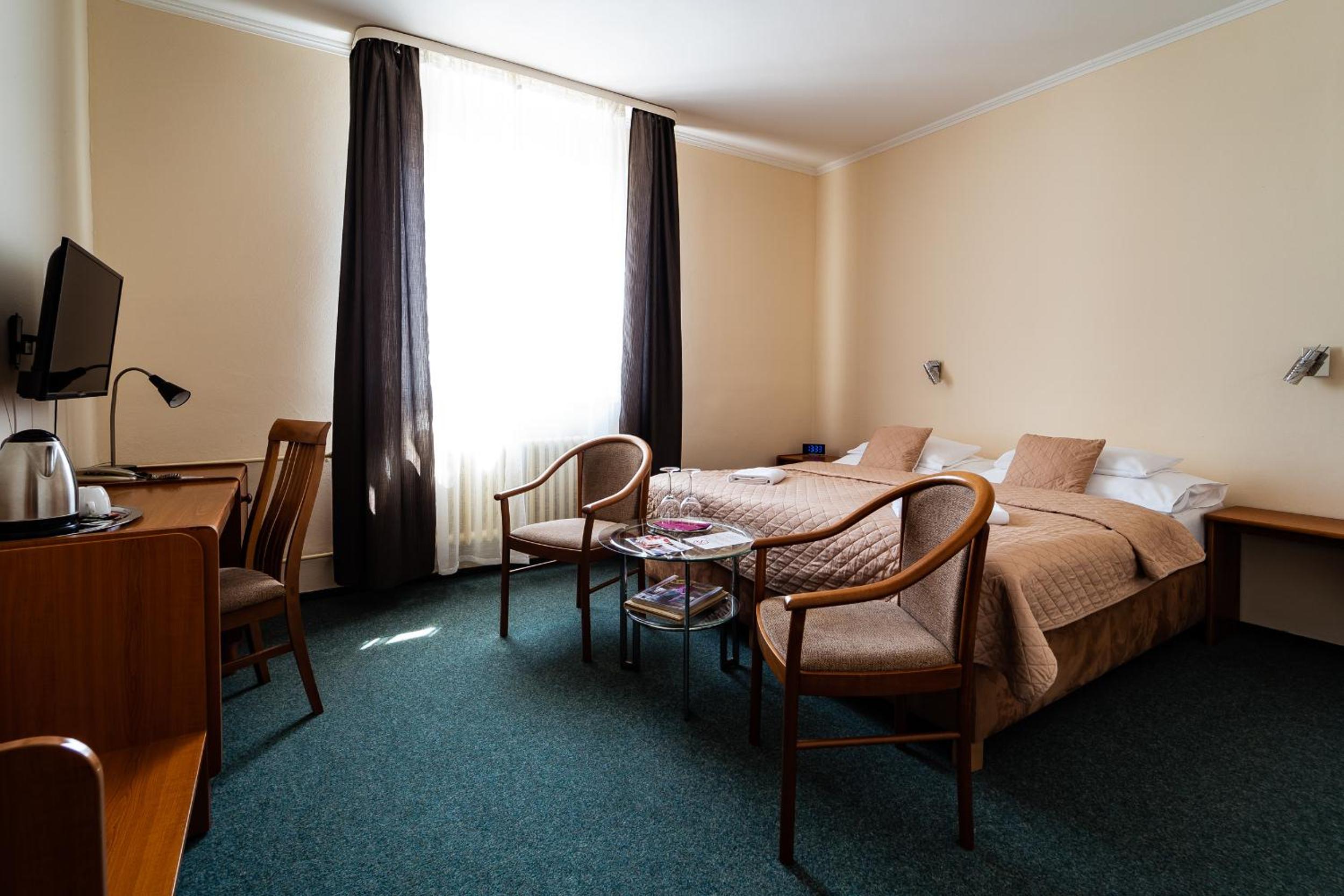 Double Room - Photo 1