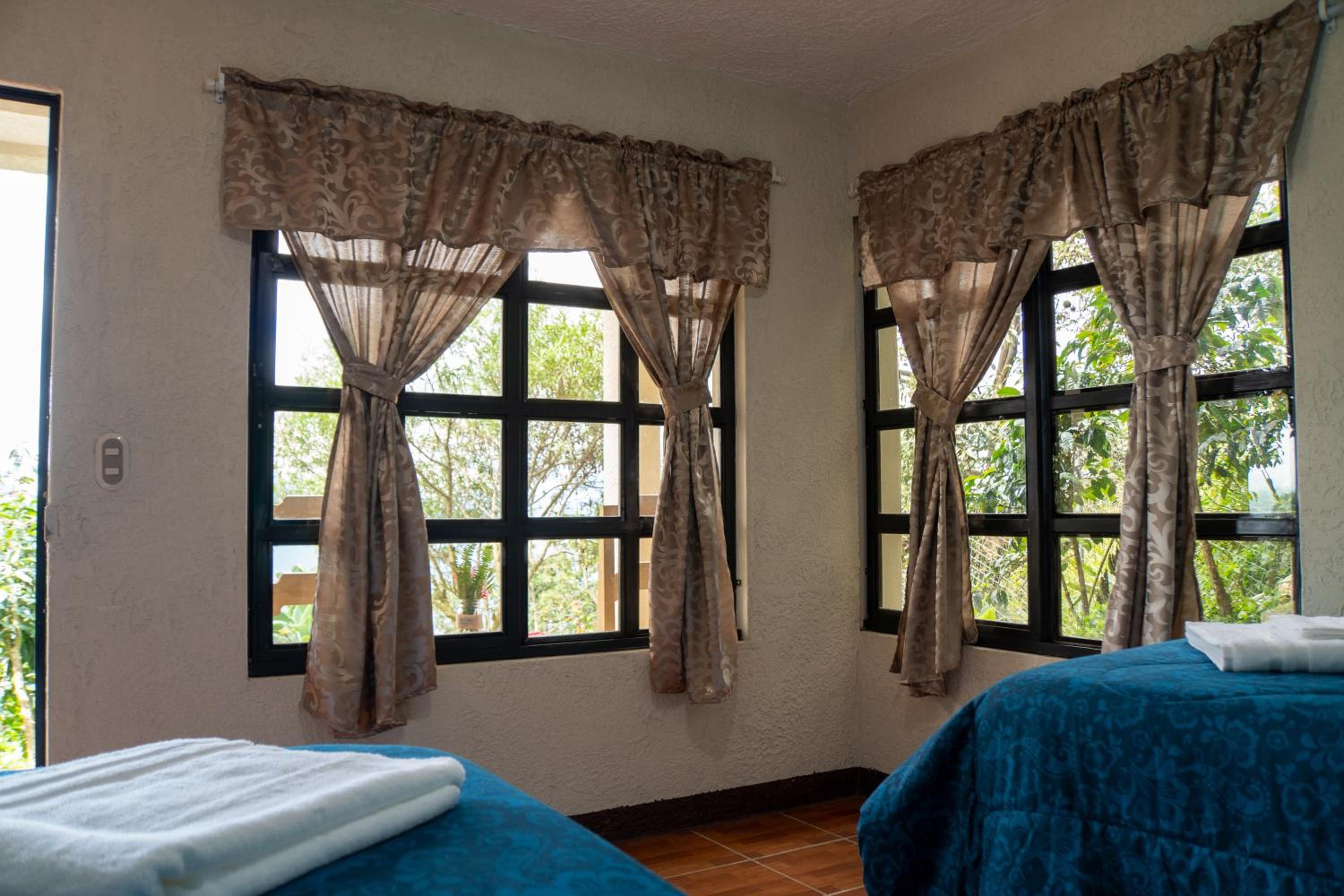 Superior Triple Room photo 3