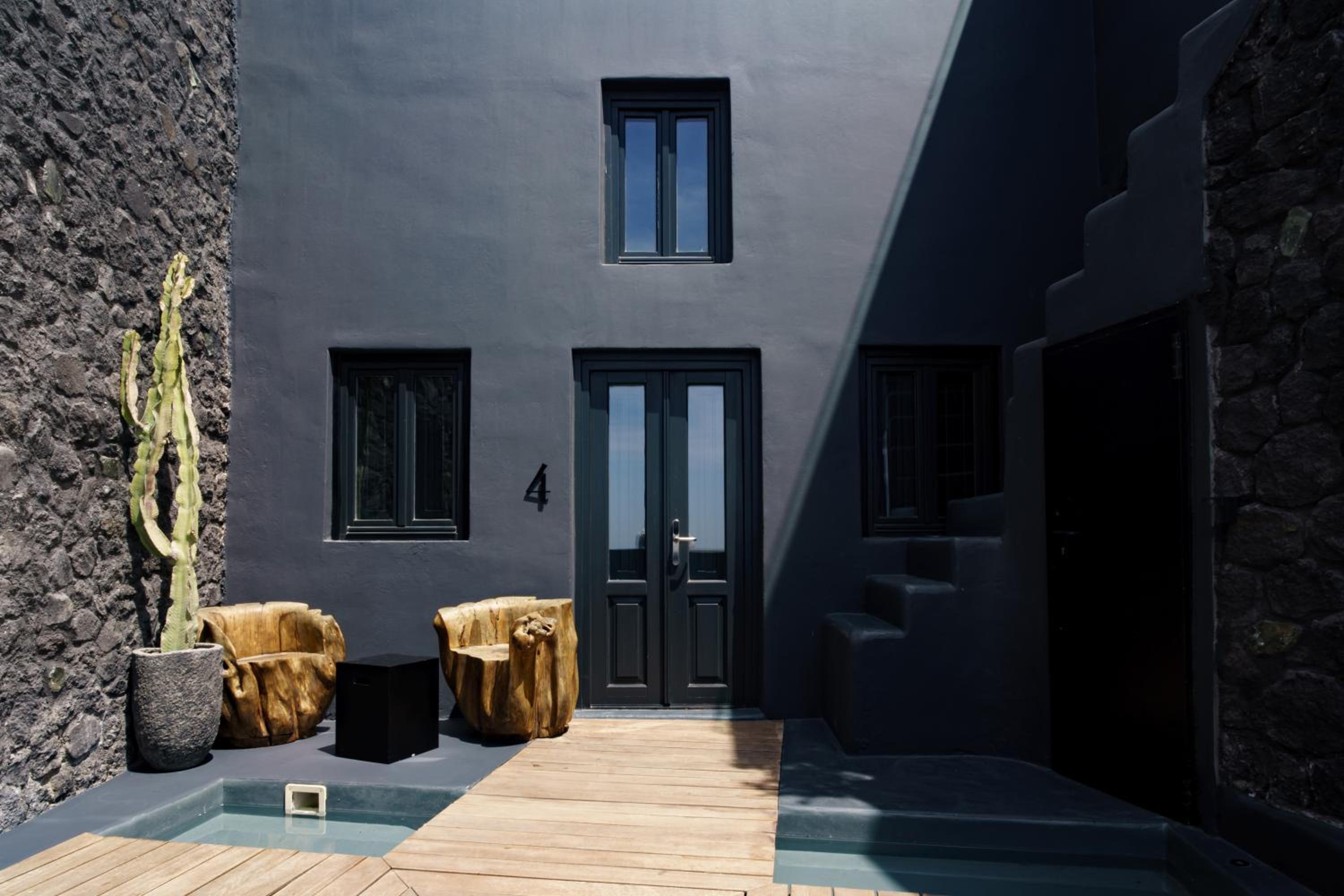 Wellness Four Bedroom Villa with Outdoor Hot Tub & Indoor Pool photo 3